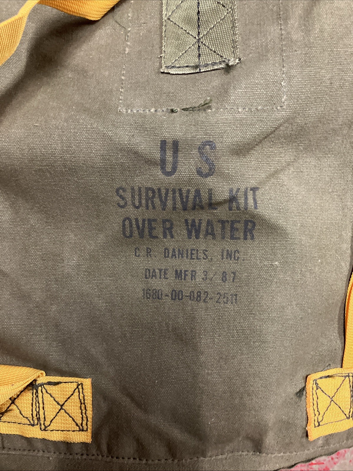 US SURVIVAL KIT OVER WATER PILOT BAG