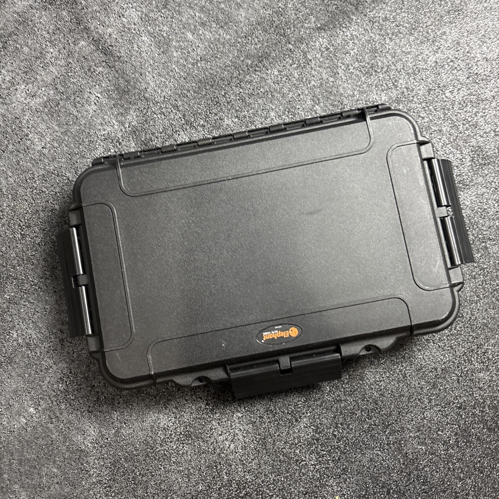 ✨️Elephant Elite MAX003S Waterproof Hard Shell Protective Case Made In Italy✨️