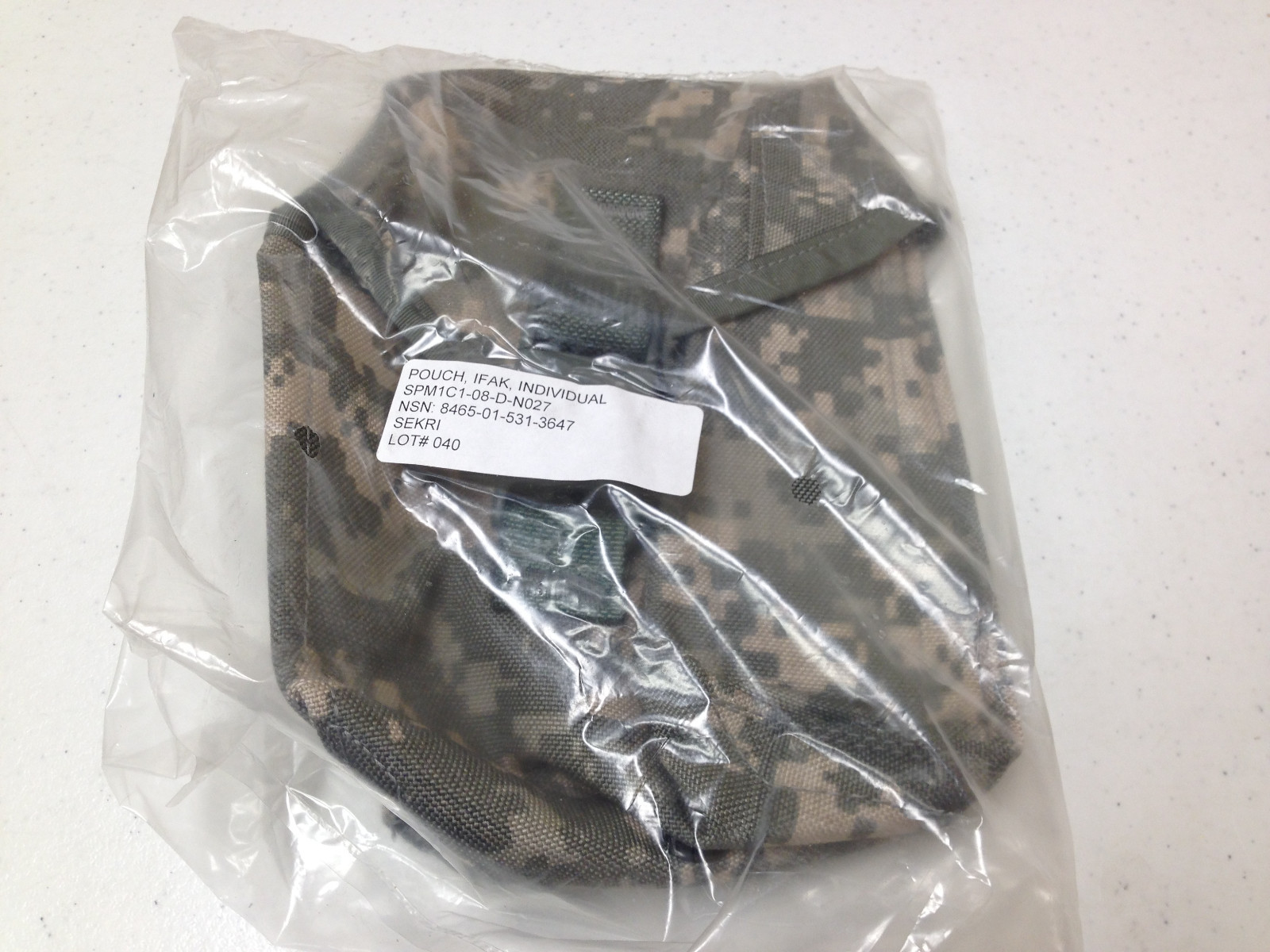 ACU SEKRI MOLLE II IFAK POUCH FIRST AID INDIVIDUAL KIT ARMY ISSUED NEW 3647
