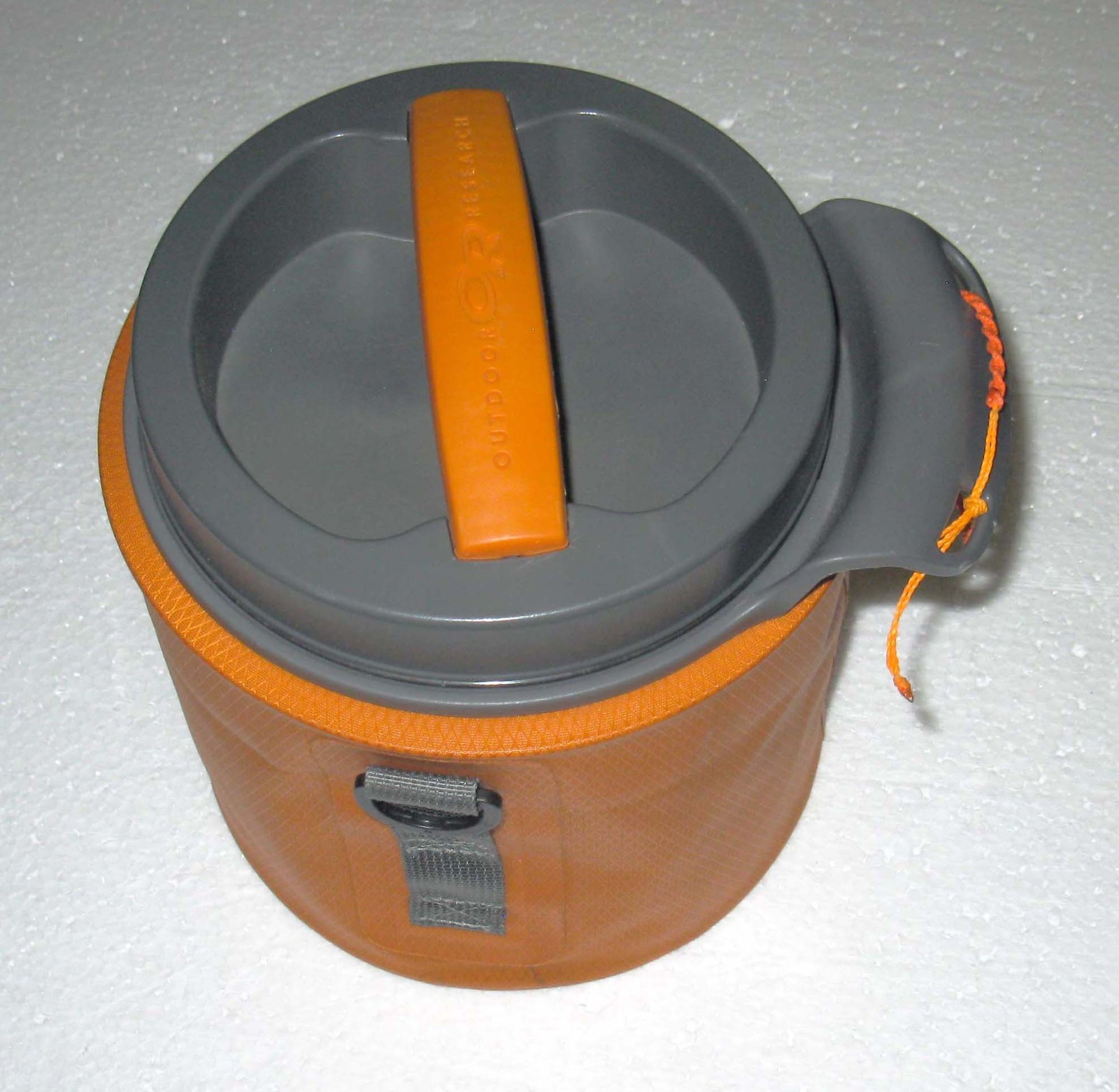 Outdoor Research Water-resistant Orange Container Capsule Rafting Camping 8×7″