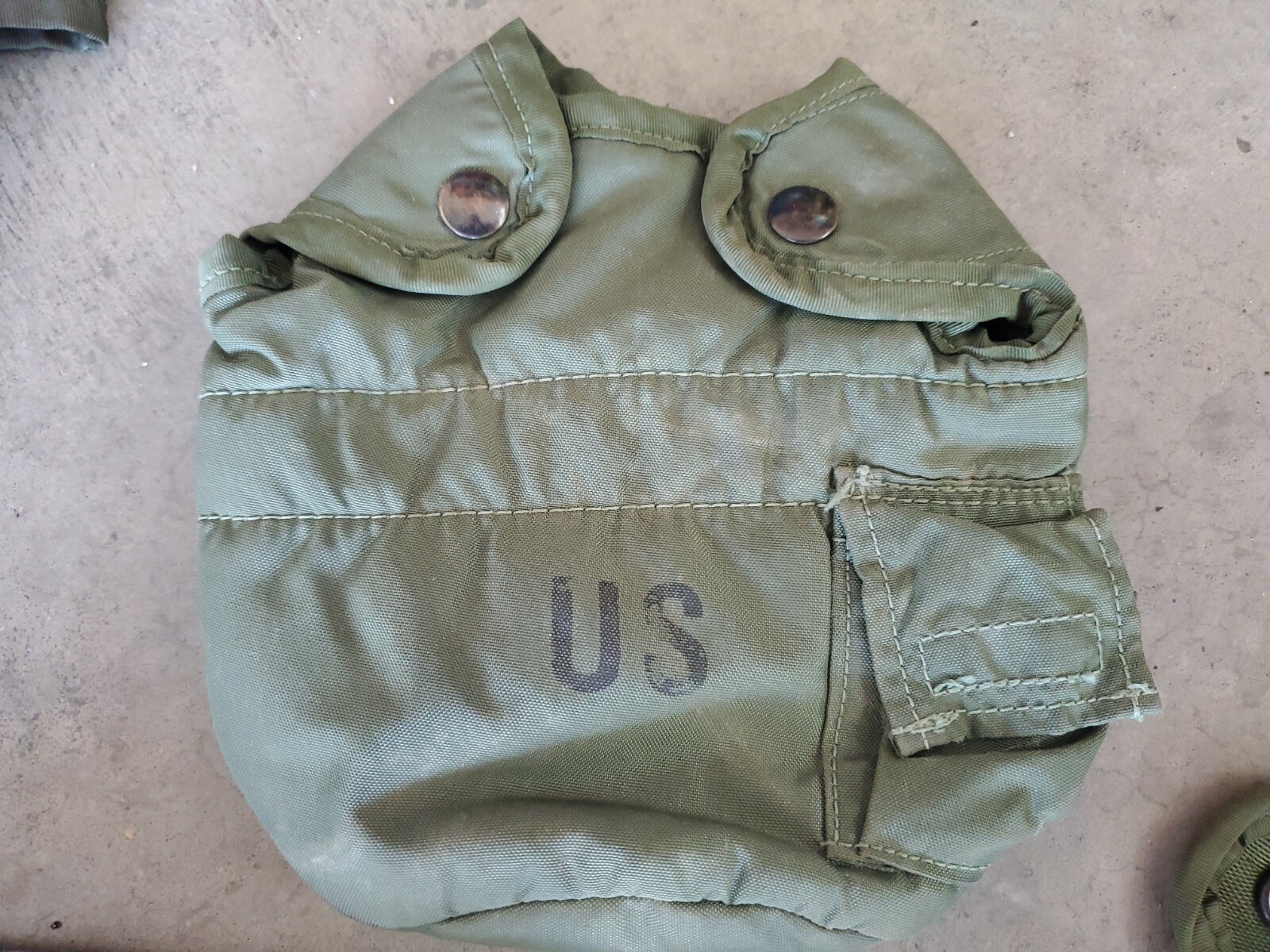 Genuine US Military OD ALICE CANTEEN COVER 1QT CARRIER POUCH w ALICE CLIPS GC
