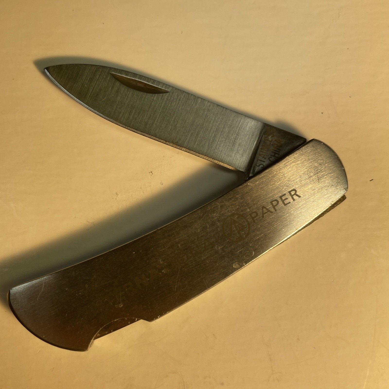 Set Of Three Small Camping/Utility Pocket Knives ; All In VGood Working Order ￼
