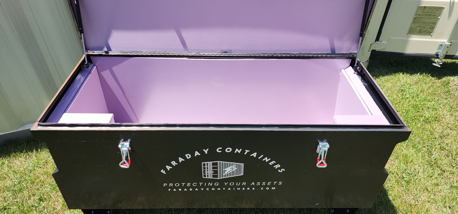 Faraday Cage Jobsite Box EMP Protection for Tools Electronics Solar Generator