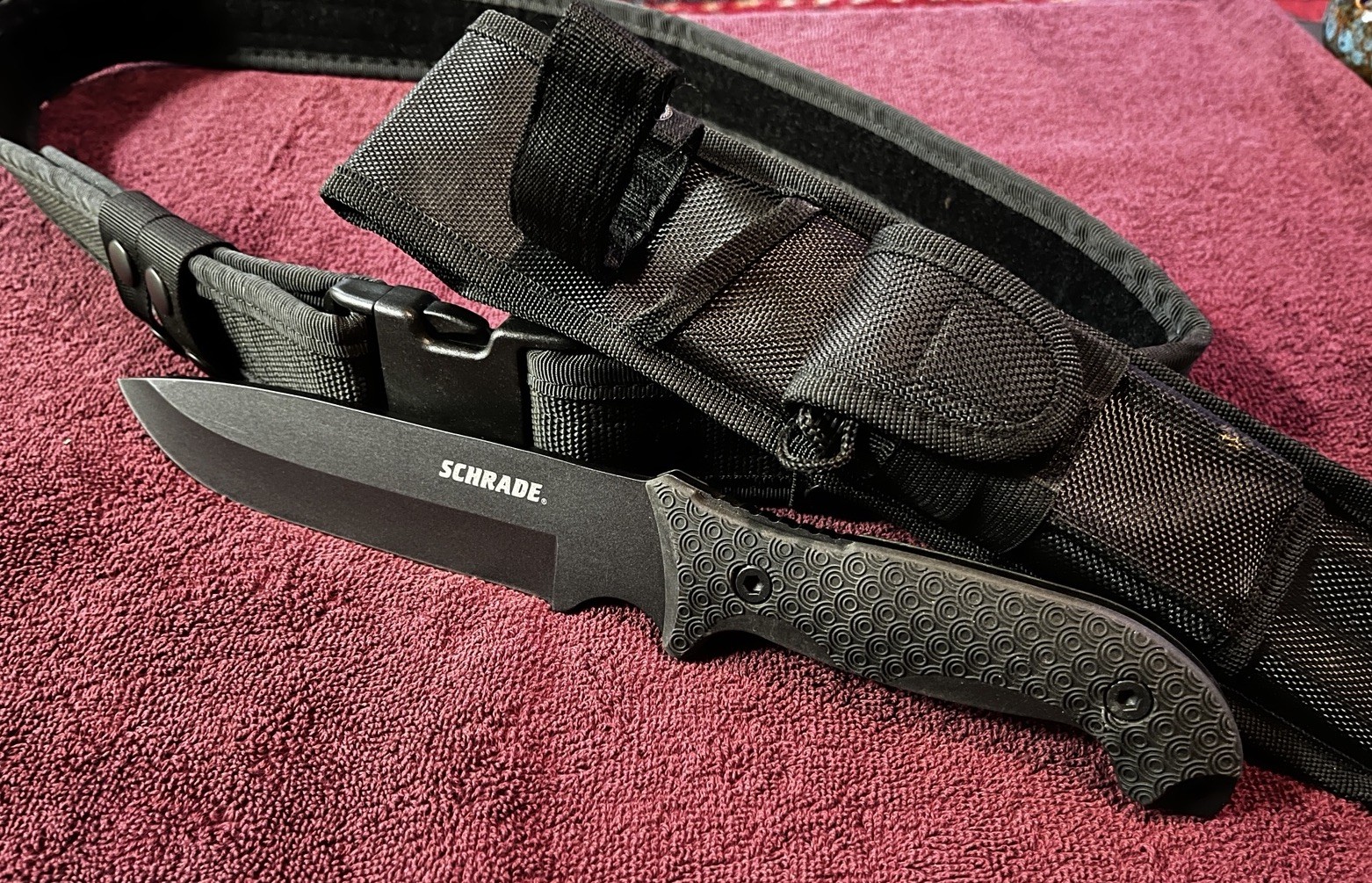 Schrade Survival Knife With Sheath, Ferro Rod, Sharpening Stone. Plus Duty Belt
