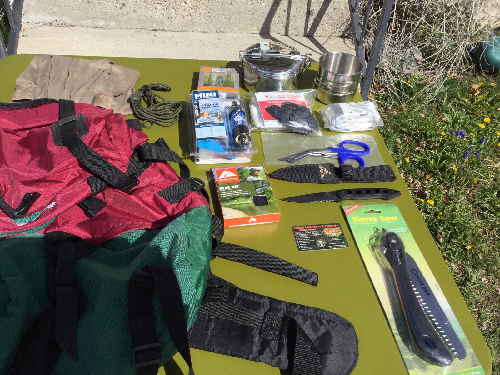 SURVIVAL KIT BUG OUT BAG EMERGENCY BACKPACK FIRST AID DISASTER PREPAREDNESS EMT