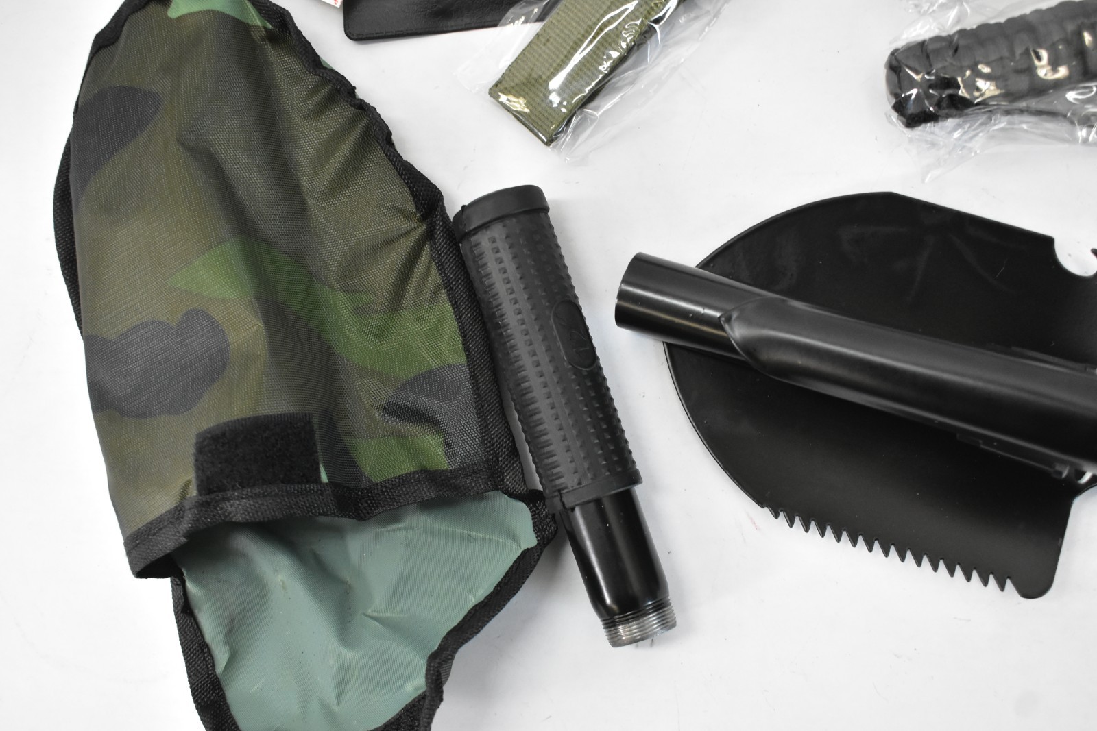 Emergency Outdoor Survival Kit w Shovel/Black/Emergency Blanket Full Service
