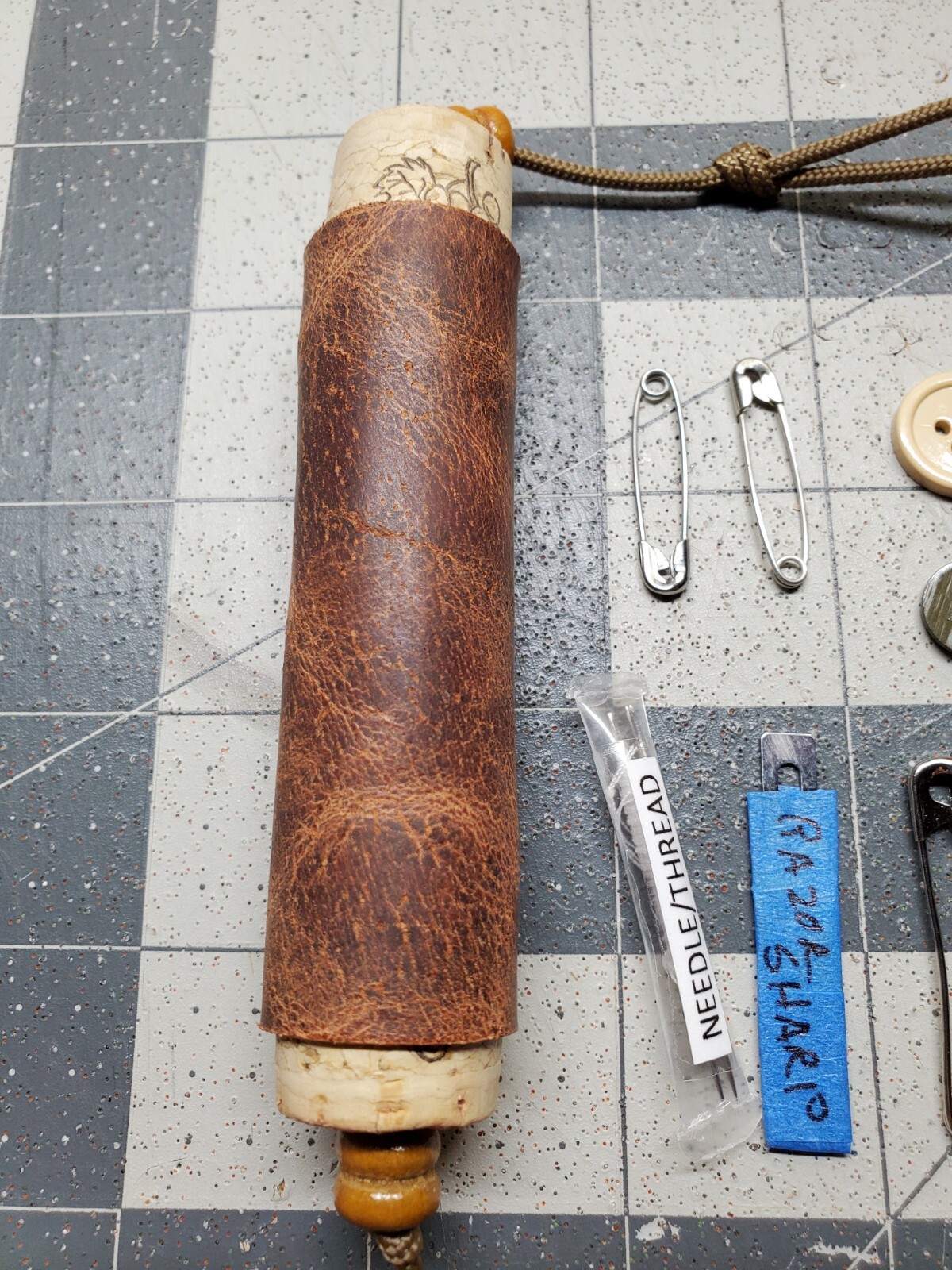 Bushcraft Fix It Kit (sewing kit)