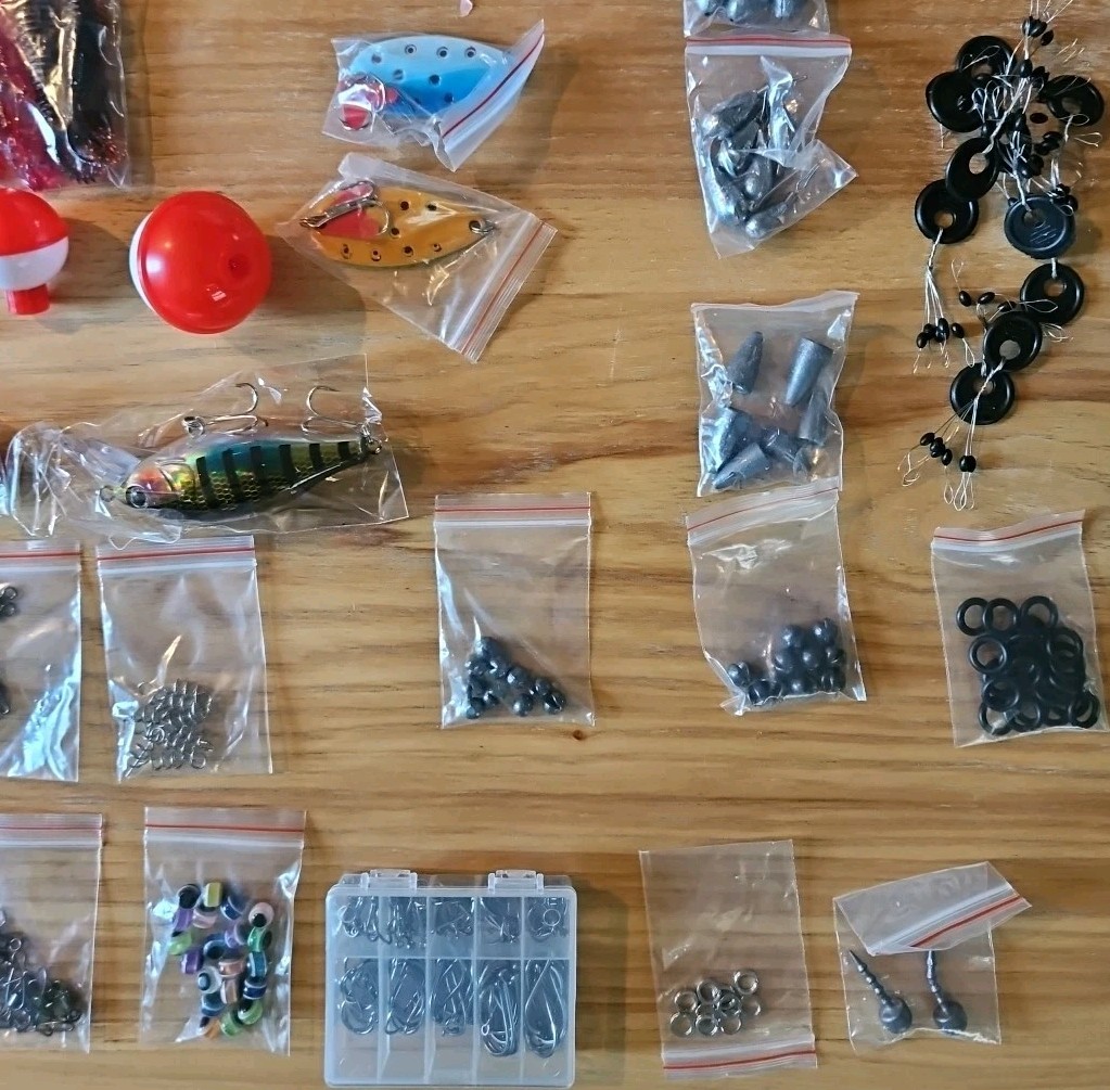PLUSINNO Fishing Tackle Box with Included, 373PCS Lures Kit…