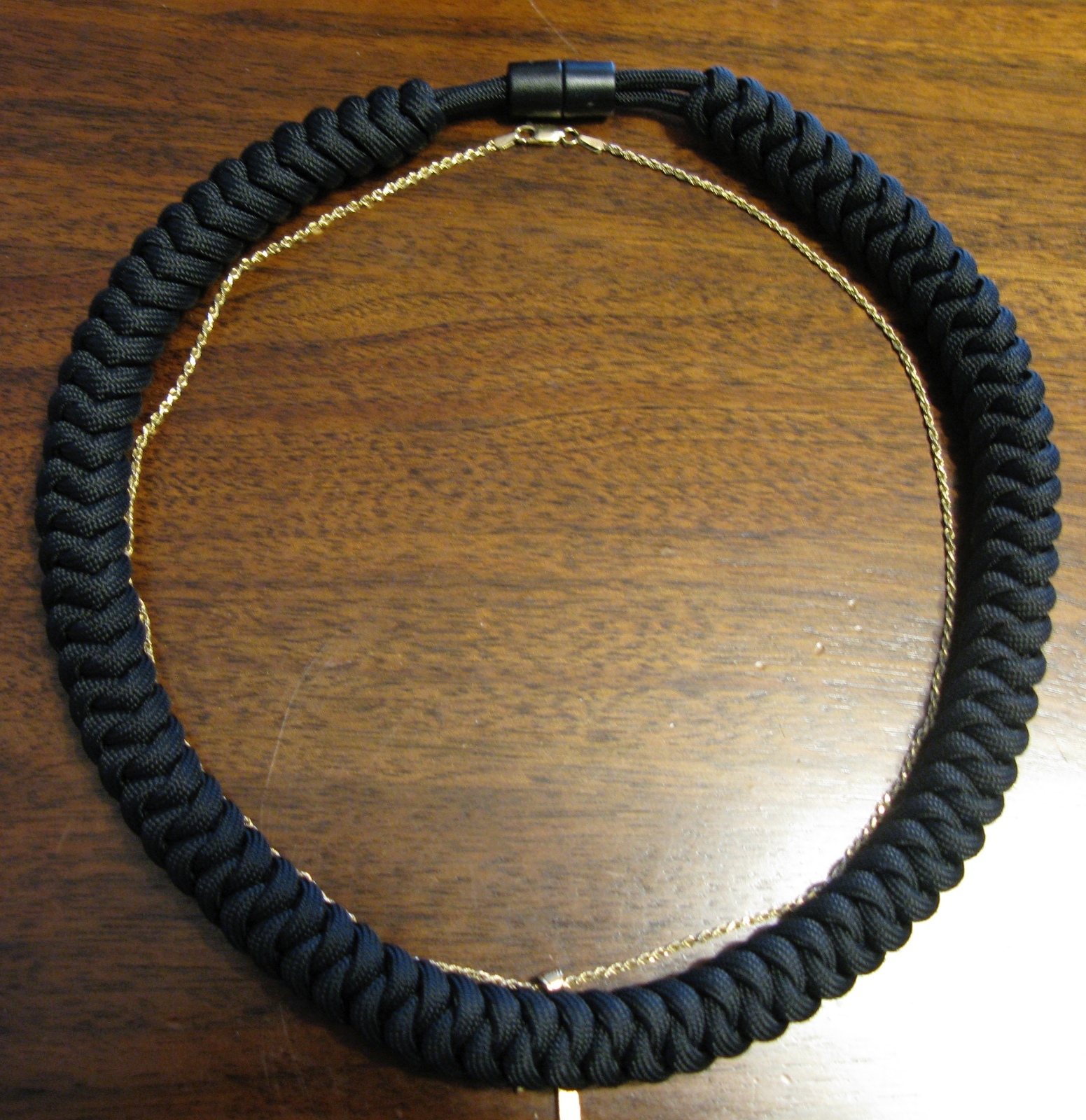 550 Paracord Snake Weave Survival Necklace Red, White, & Blue/Black (21 inches)