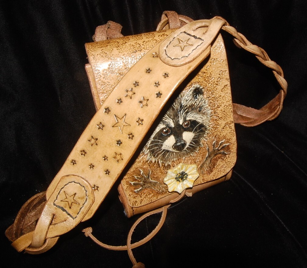 Raccoon Foraging Leather Bushcraft Bag with Mystery Braid