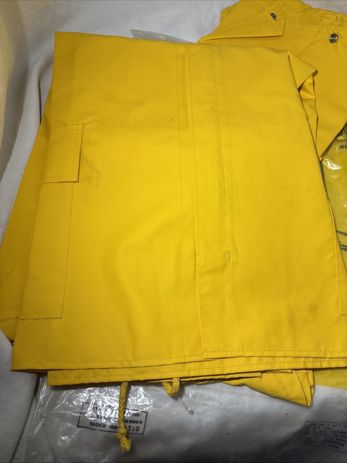 New Vintage Campmaster Waterproof Rainsuit PVC Mens Med Coastal Fish/Bike Rain