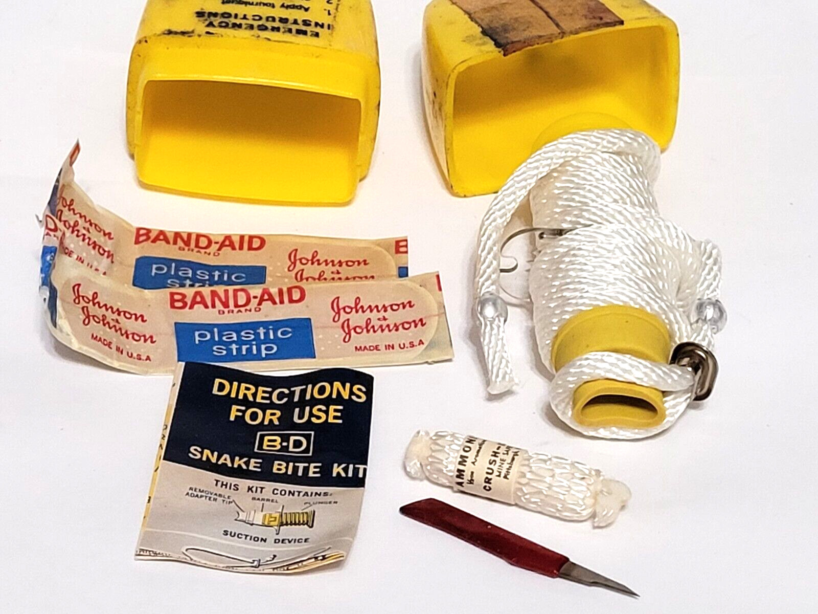 Vtg B-D SNAKE BITE KIT USA Survival FIRST AID Pocket Size Becton-Dickinson