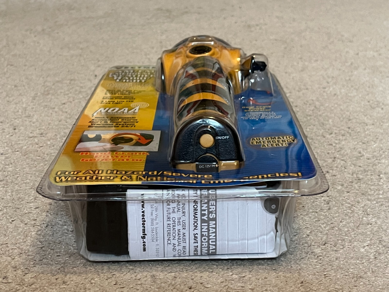 New Vector VEC173 Storm Tracker AM FM Emergency NOAA Weather Radio Flash Light