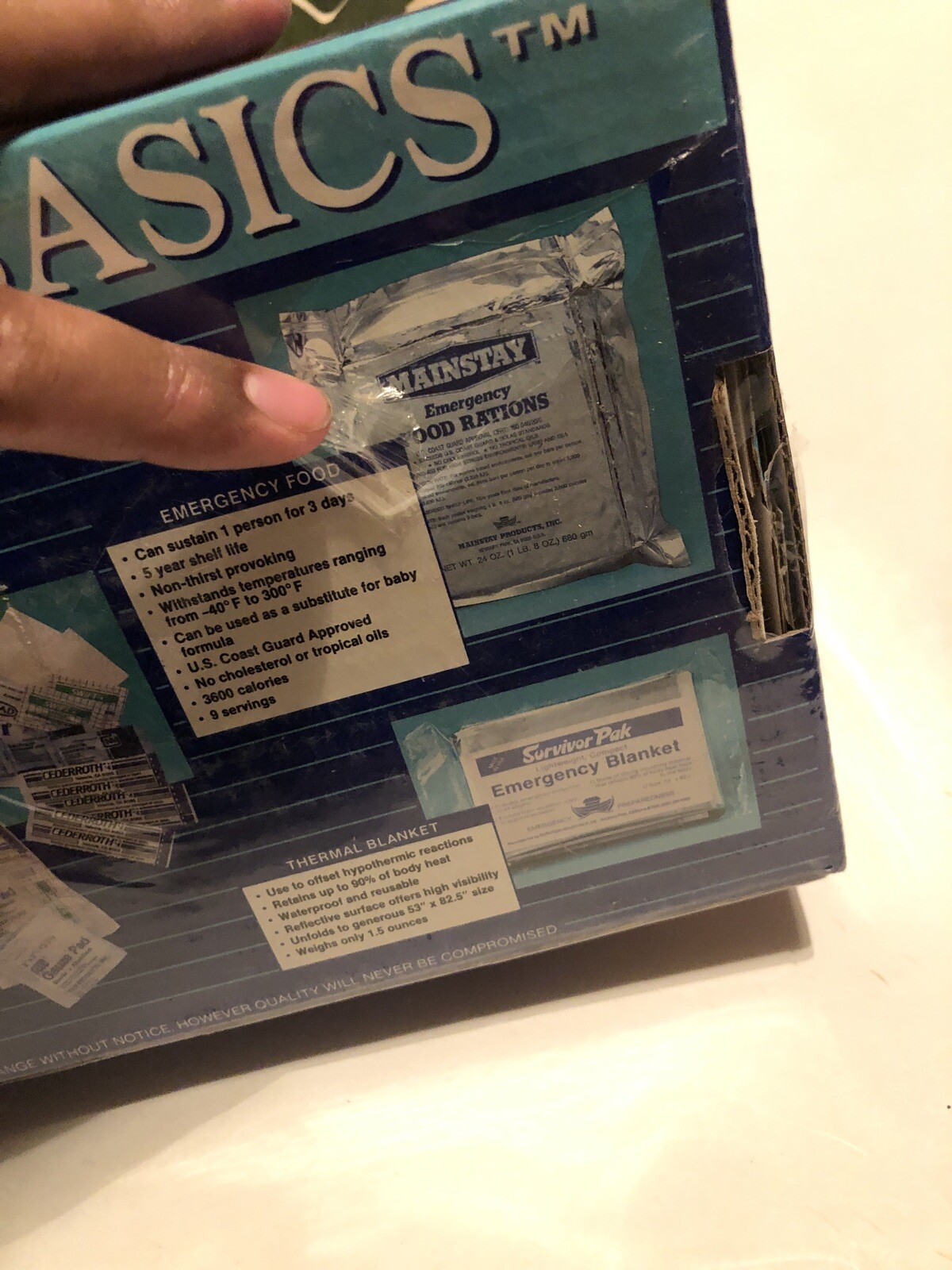 SURVIVAL BASICS BASIC EMERGENCY PREPAREDNESS KIT SB-01 SUSTAINS 1 PERSON 3 DAYS
