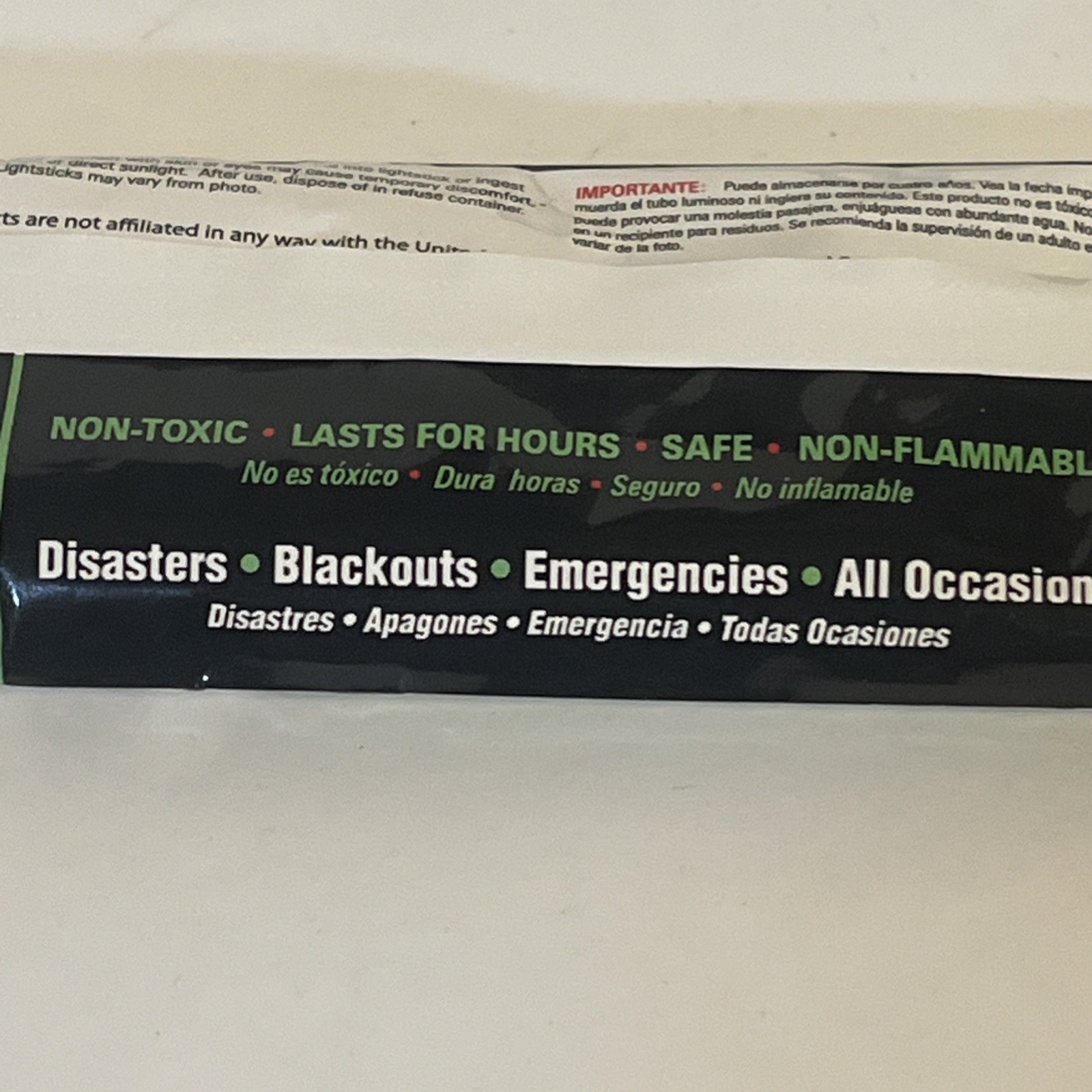 Ready America Green 8 Hour Emergency Lightstick 2 Pack Sealed 8hr Camping Light