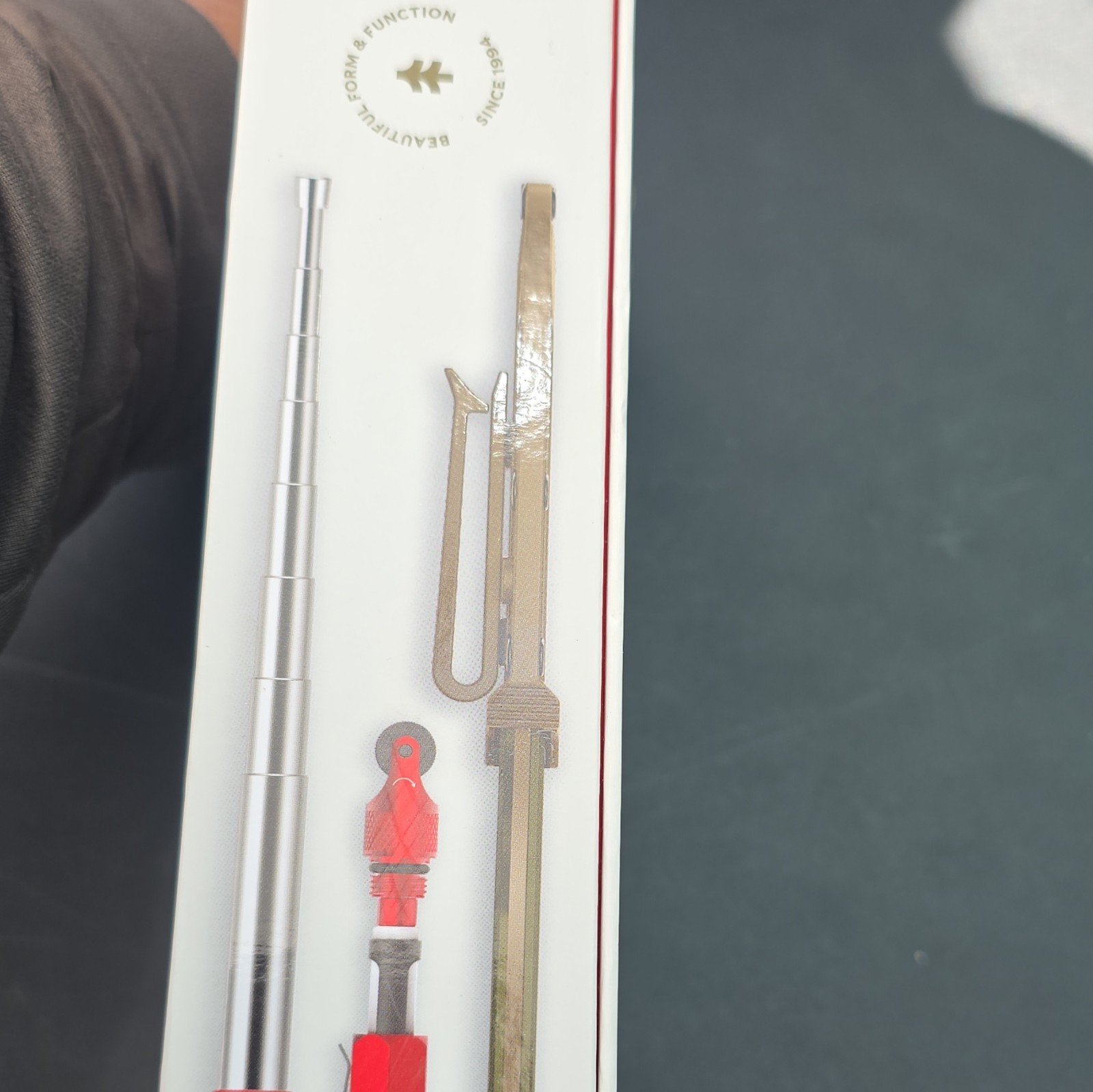 Swiss Tech Lodern Survival Kit Fixed Blade Knife & Magnesium Fire Starter Set