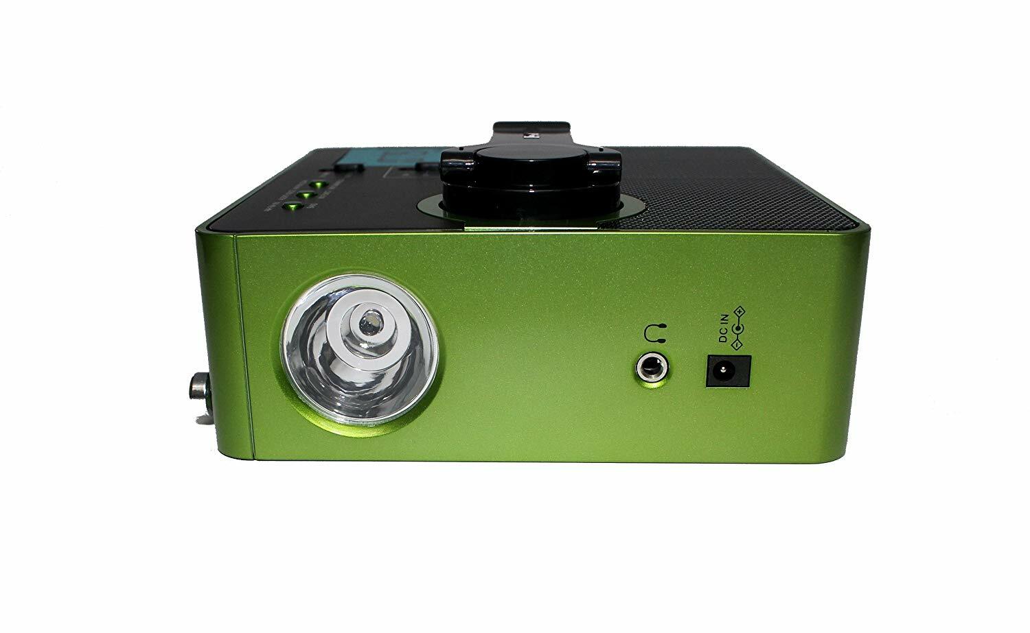 Emergency CRANK RADIO – AM/FM/WEATHER – BUILT IN LIGHT – USB CHARGING PORT