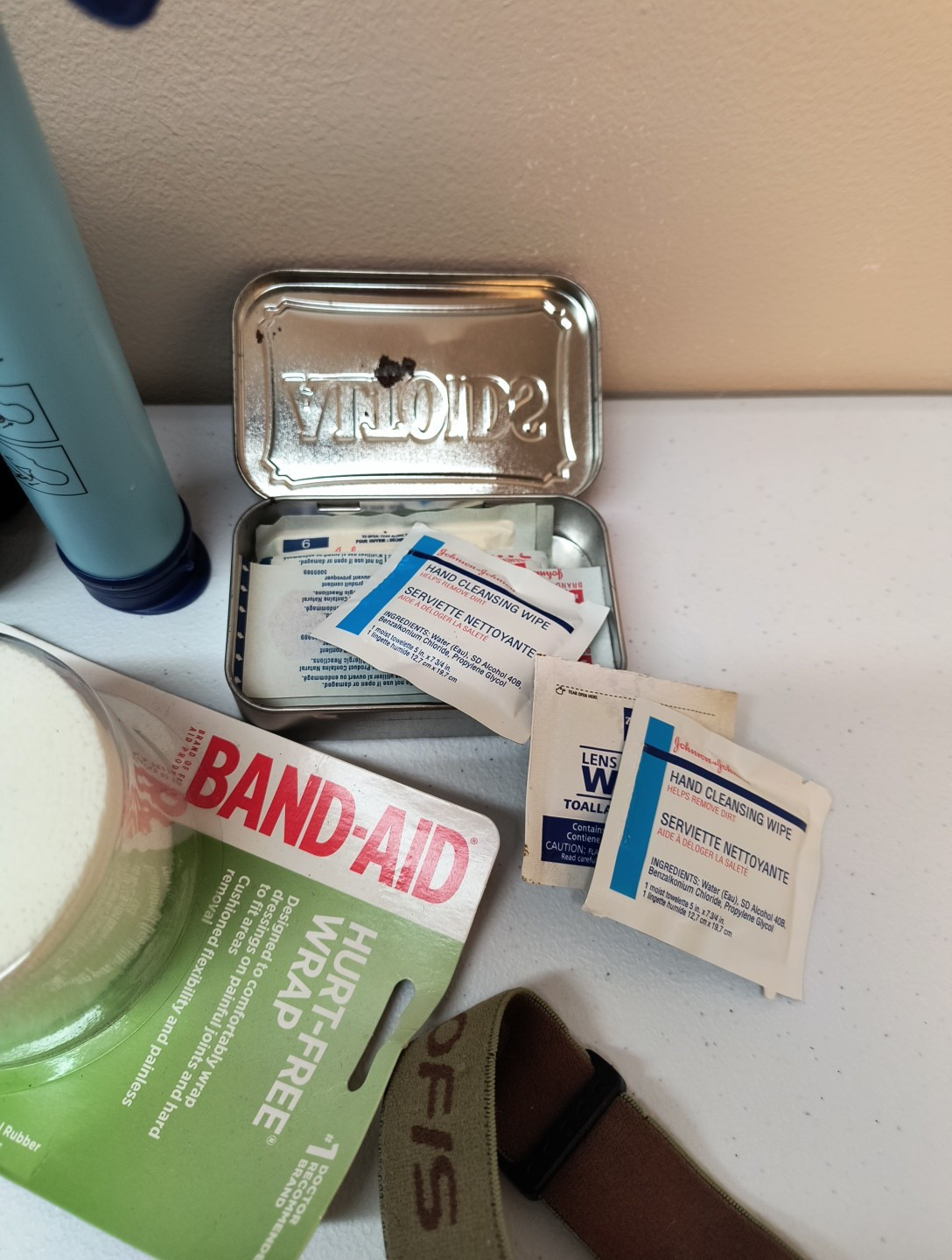 Emergency Survival Kit Camping Bug Out Medical DIY Disaster Relief Prepper PICS!