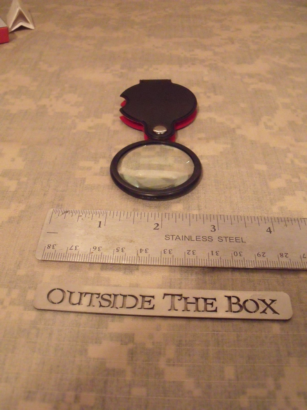 Emergency/Survival: 1.5″ Folding Pocket MAGNIFIER GLASS Lens 5x FIRE STARTER EDC