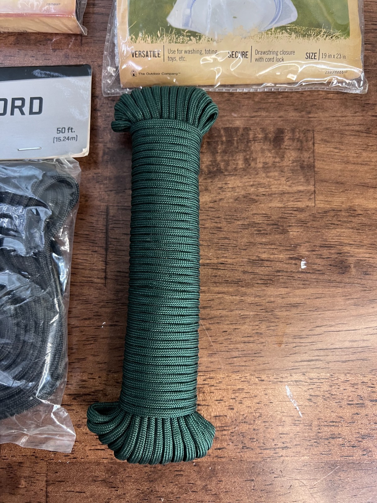 Colman Survival kit Gear Water Proof Matches Paracord