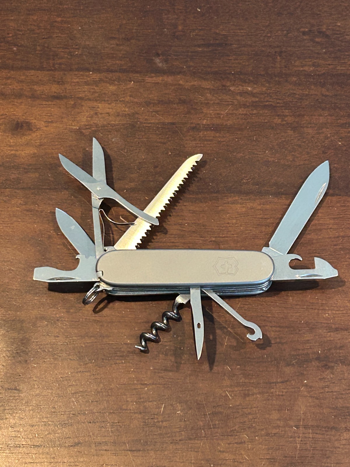 NEW VICTORINOX Huntsman with TITANIUM Scales Swiss Army Knife GREAT!