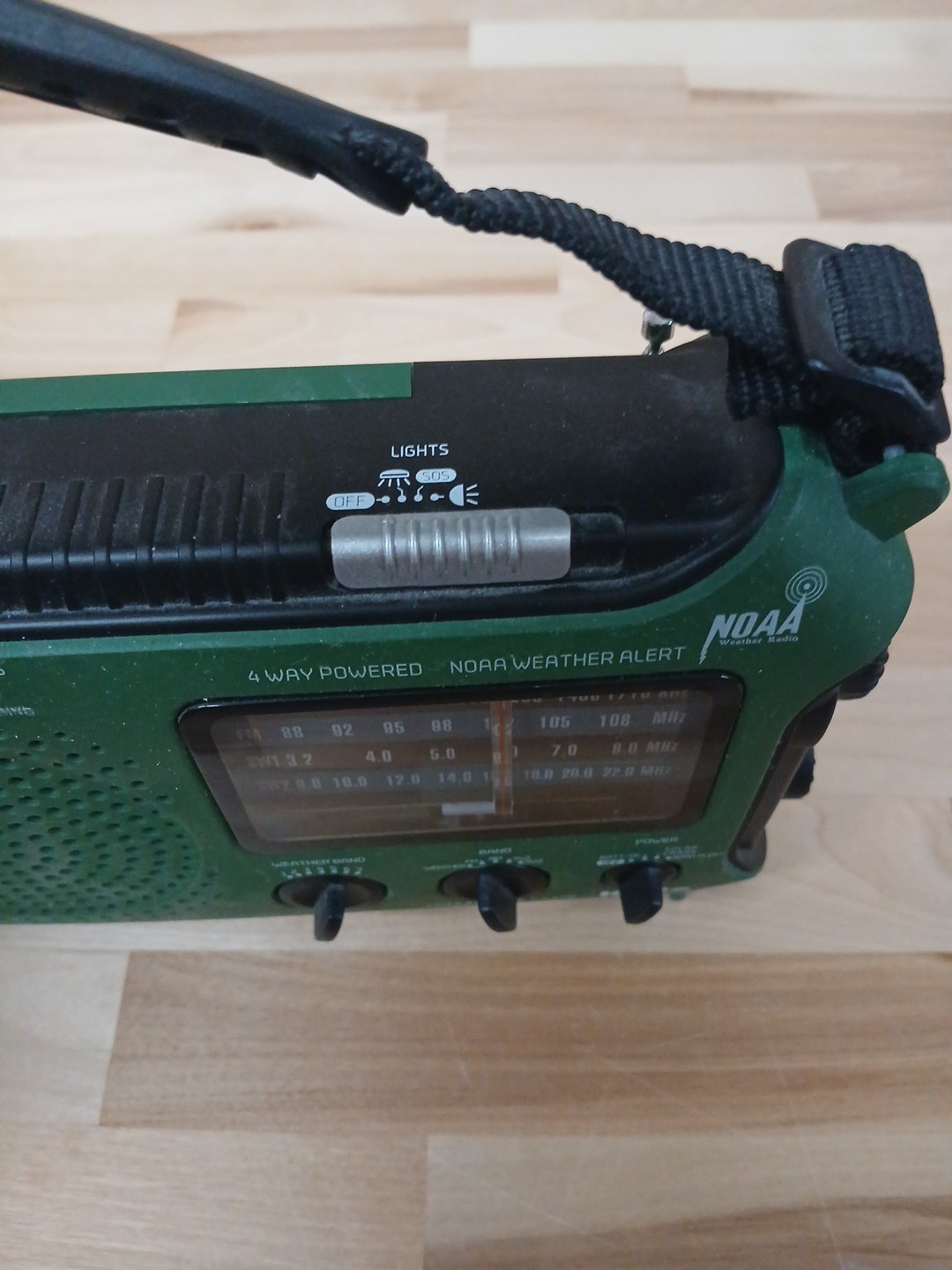 Green Kaito KA500 Voyager Solar Crank Battery Survival Radio AM FM Shortwave