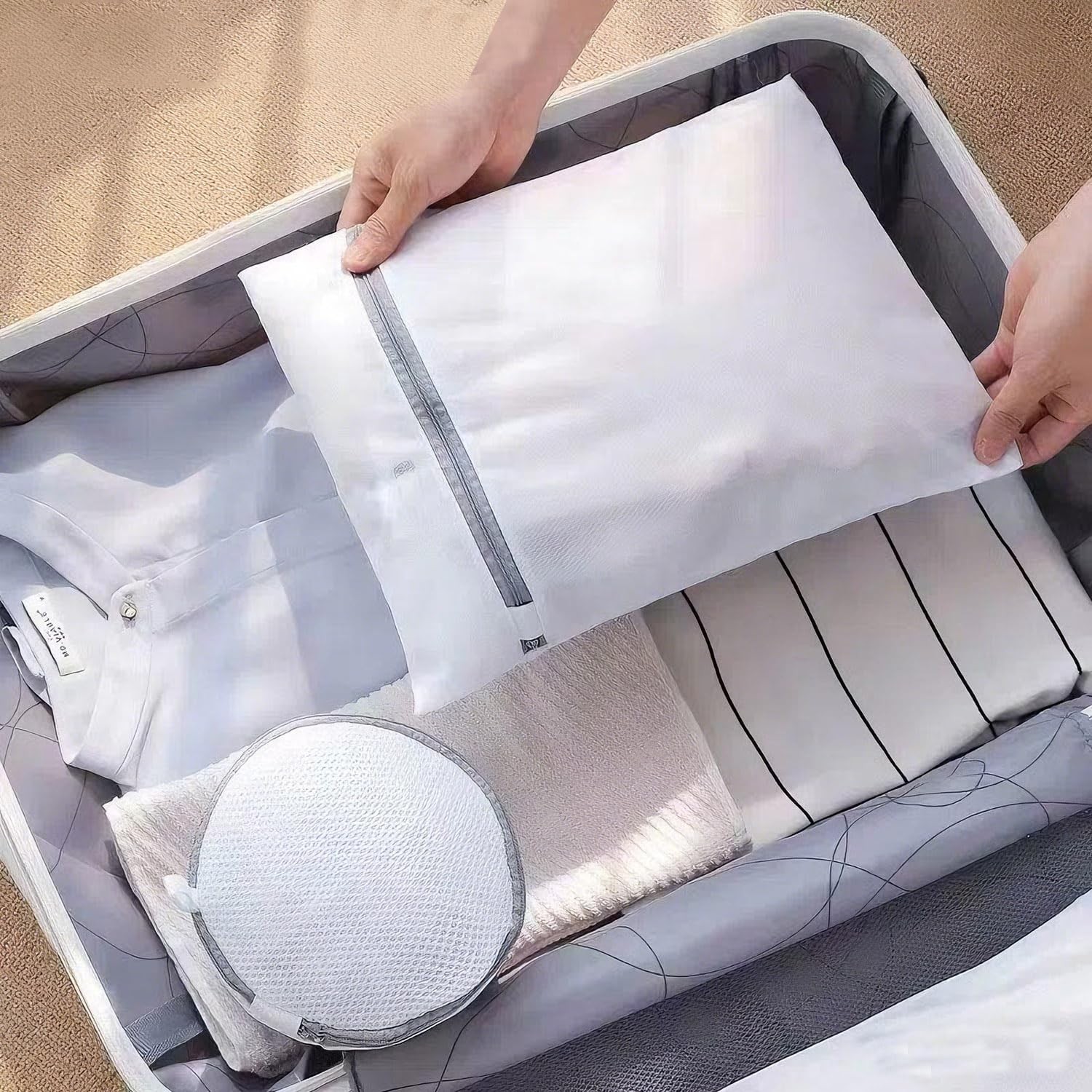 Mesh Laundry Bags 5 Pcs, with Sturdy Zipper Openings, Protect 5 pcs, White