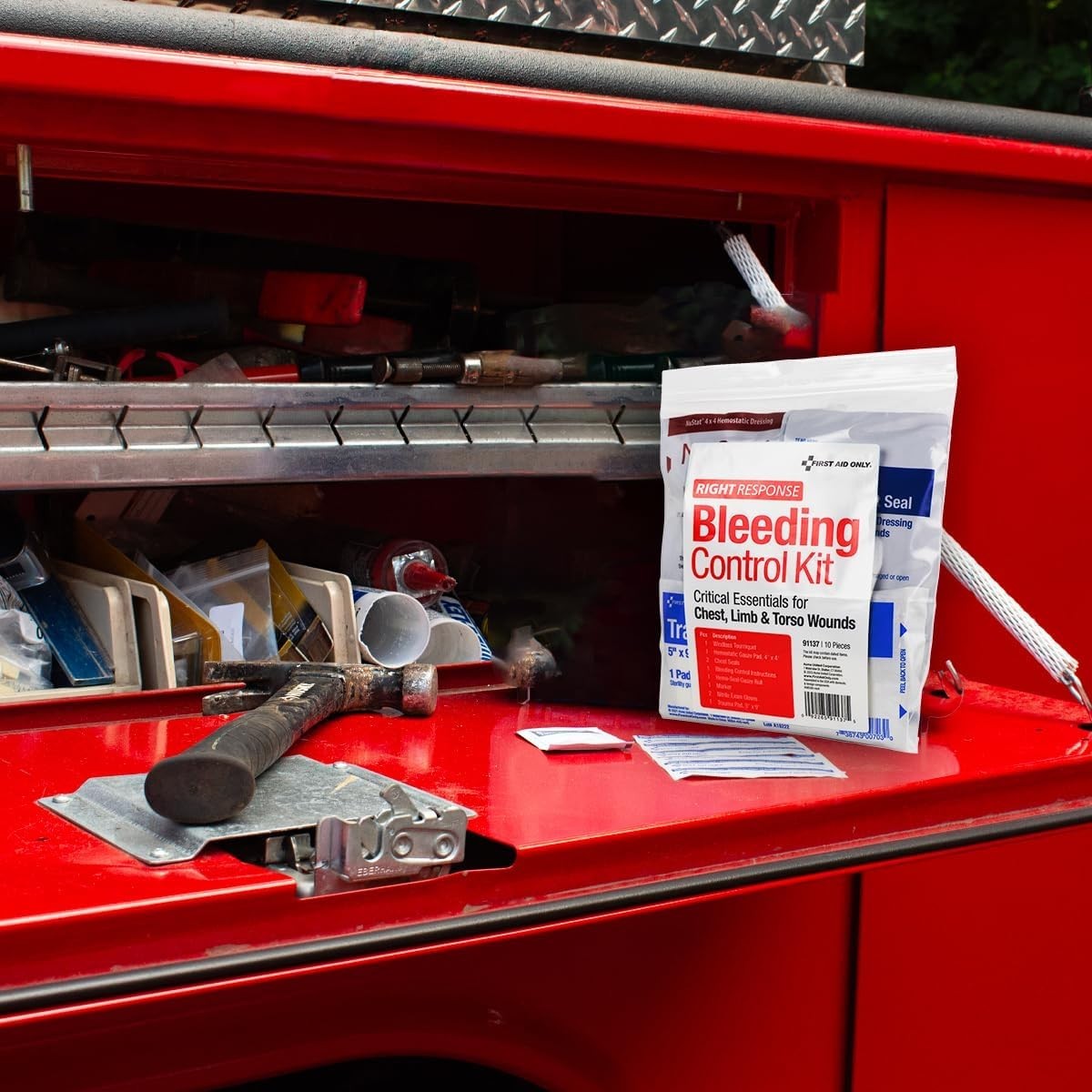 Portable Bleeding Control Kit for Chest & Limb Injuries – 10 Essential Pieces