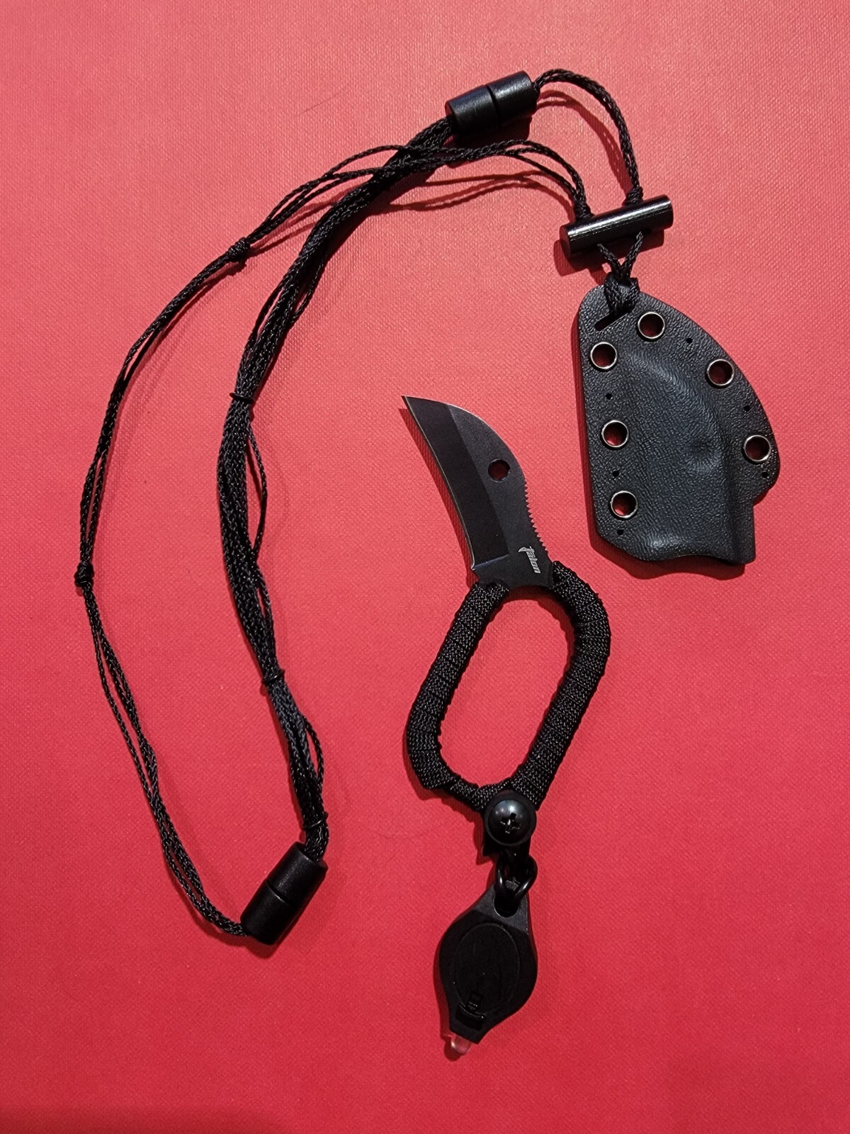 Survival Necklace/Survival Neck Knife+Fire Starter+Mini Flashlight+Saw Cord
