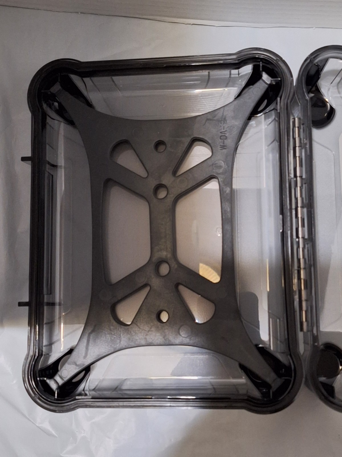Adventuridge Large Watertight Case Plus Gear Divider