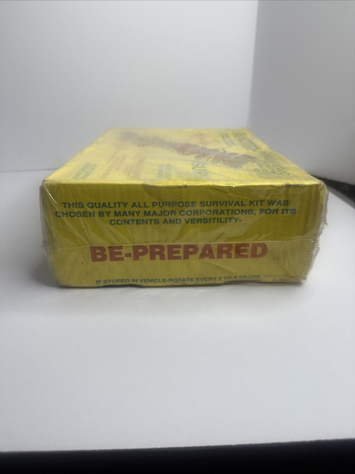 VTG Earthquakes Tornadoes & Hurricanes Survival kit Harvey Enterprises Co. 1989