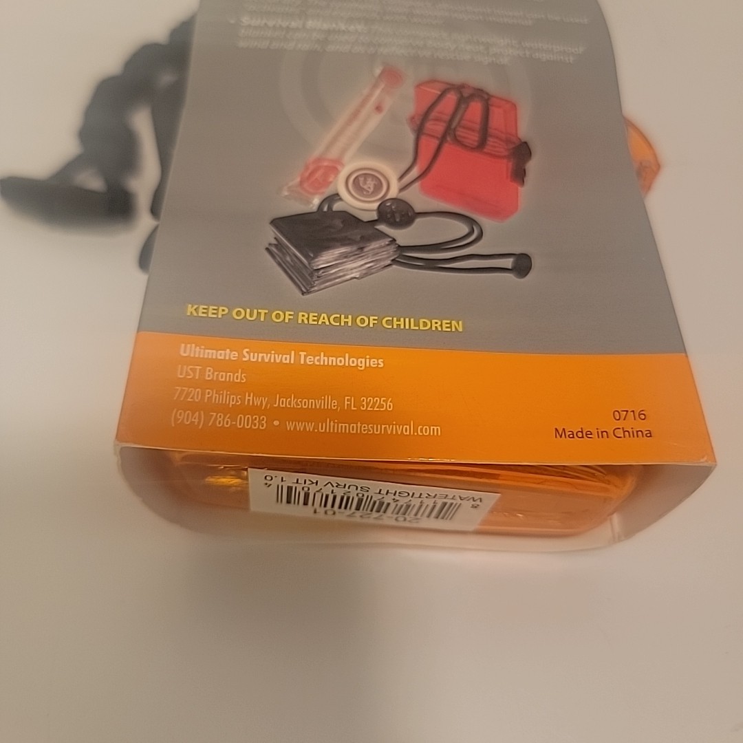 UST Watertight Survival Kit 1.0 Emergency Survival Gear Equipment Bug Out Bag