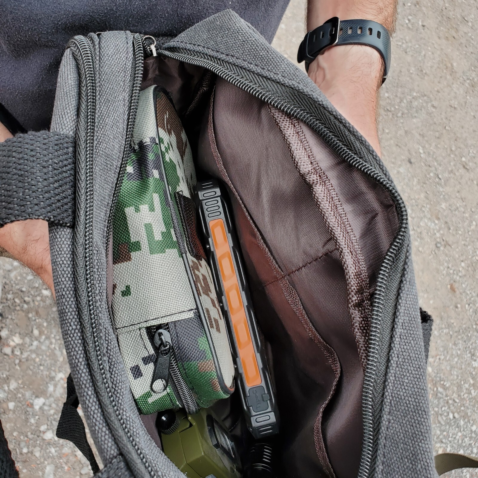 Vintage Shoulder Canvas Military Tech Bag with Padded Interior, 12x9in, 4 Colors