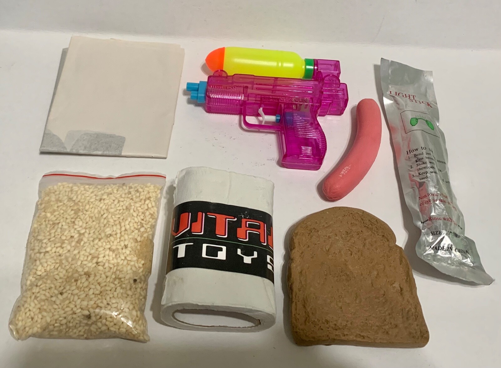 Collectible “The Rocky Horror Picture Show” 25th Anniversary Metal Survival Kit