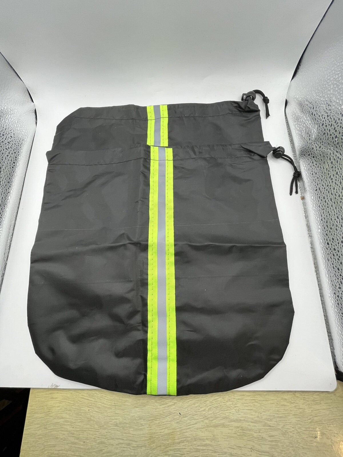 2X Drawstring Bag | Black With Yellow Reflective Strip 🧳 | 12 X 12.5 in