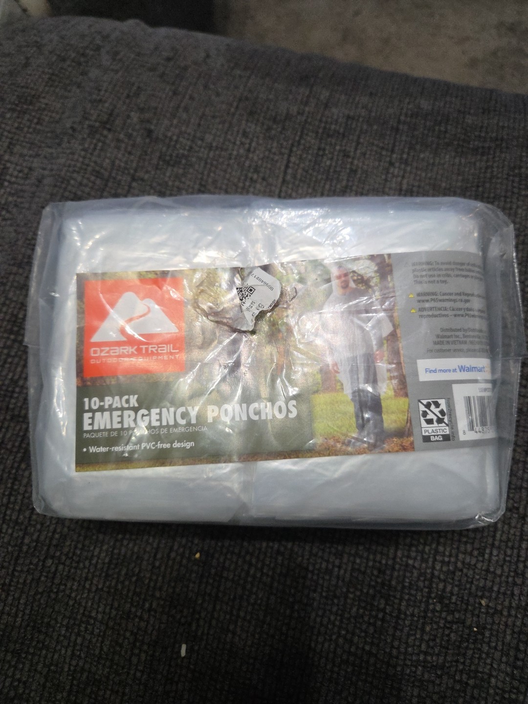 NEW OZARK TRAIL 10-Pack Clear Emergency Ponchos