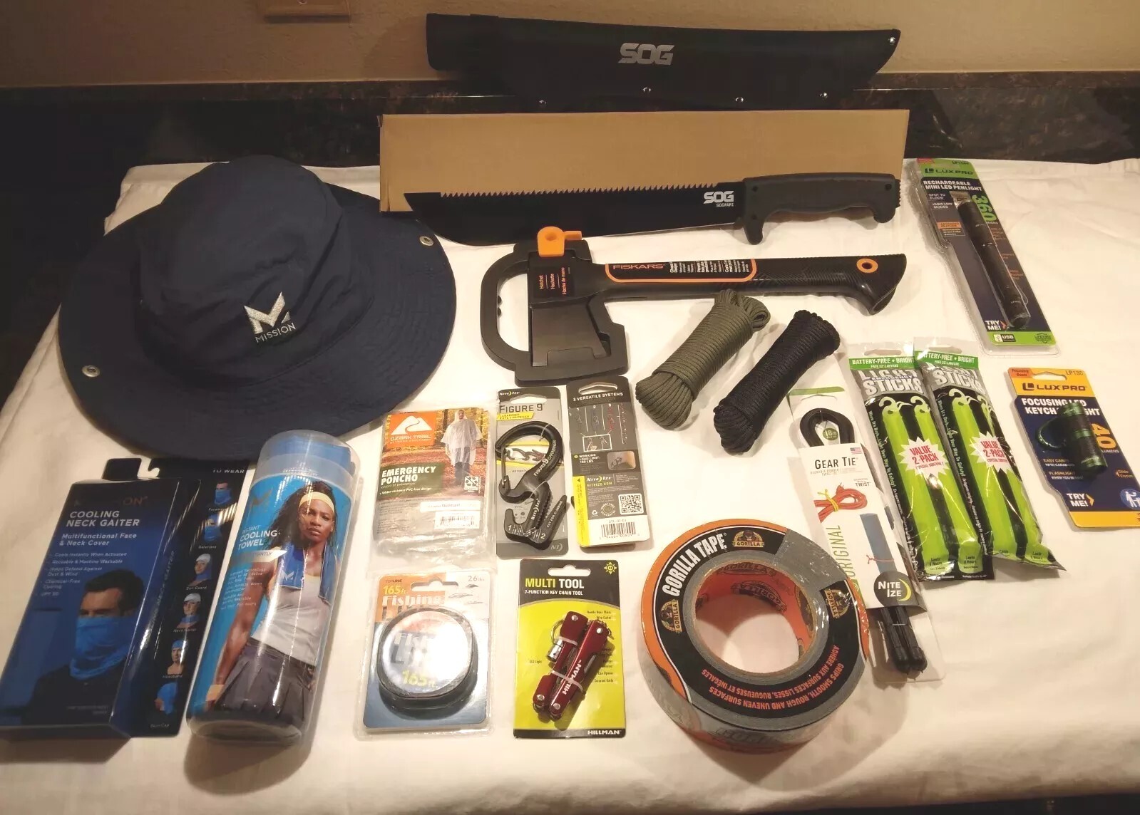 Ultimate Outdoor Survival & Hiking Kit | 18-Piece Essential Gear Set – SOG – NEW