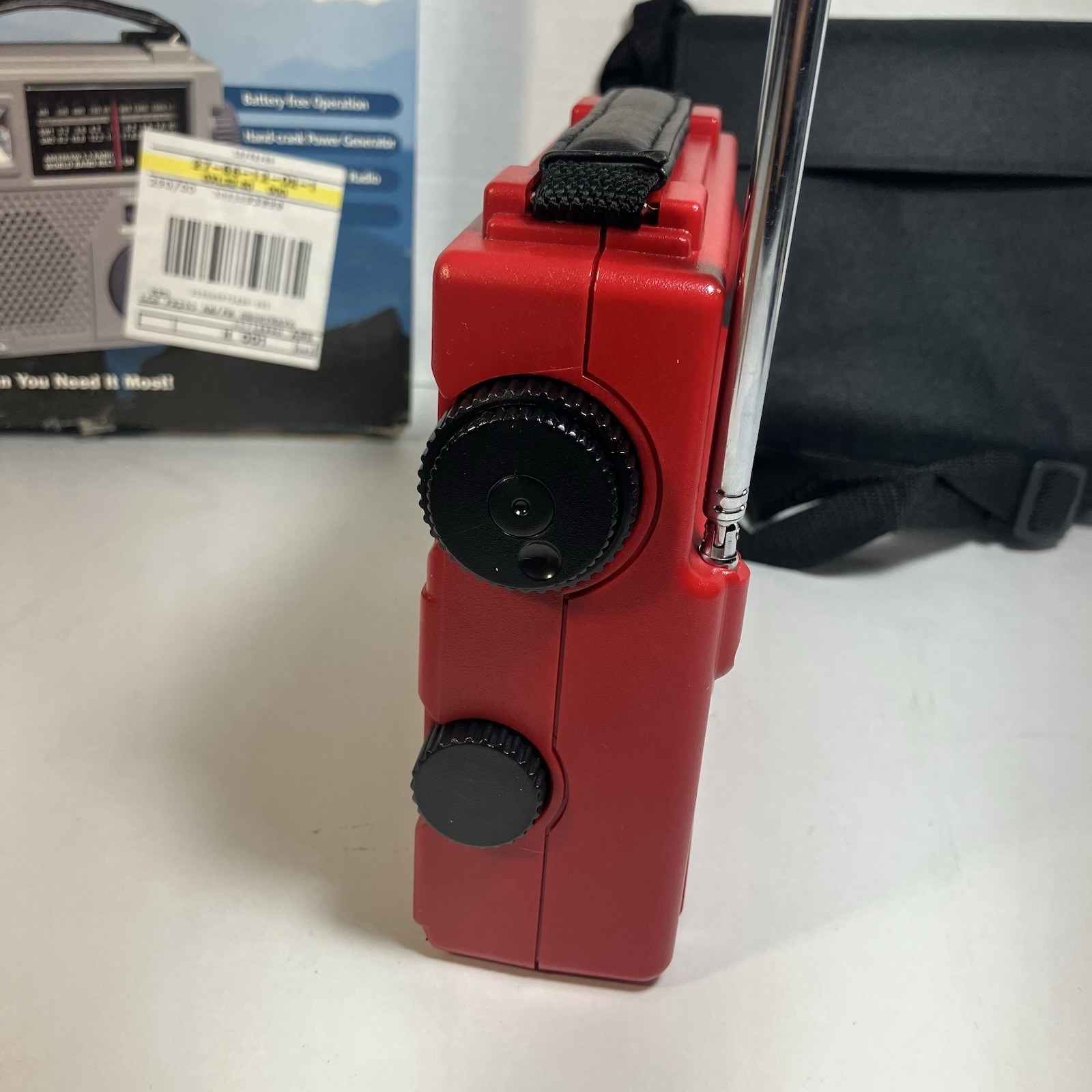 LL Bean FR-200 Emergency RADIO Short Wave AM/FM Hand Crank Eton w/ Case • Red