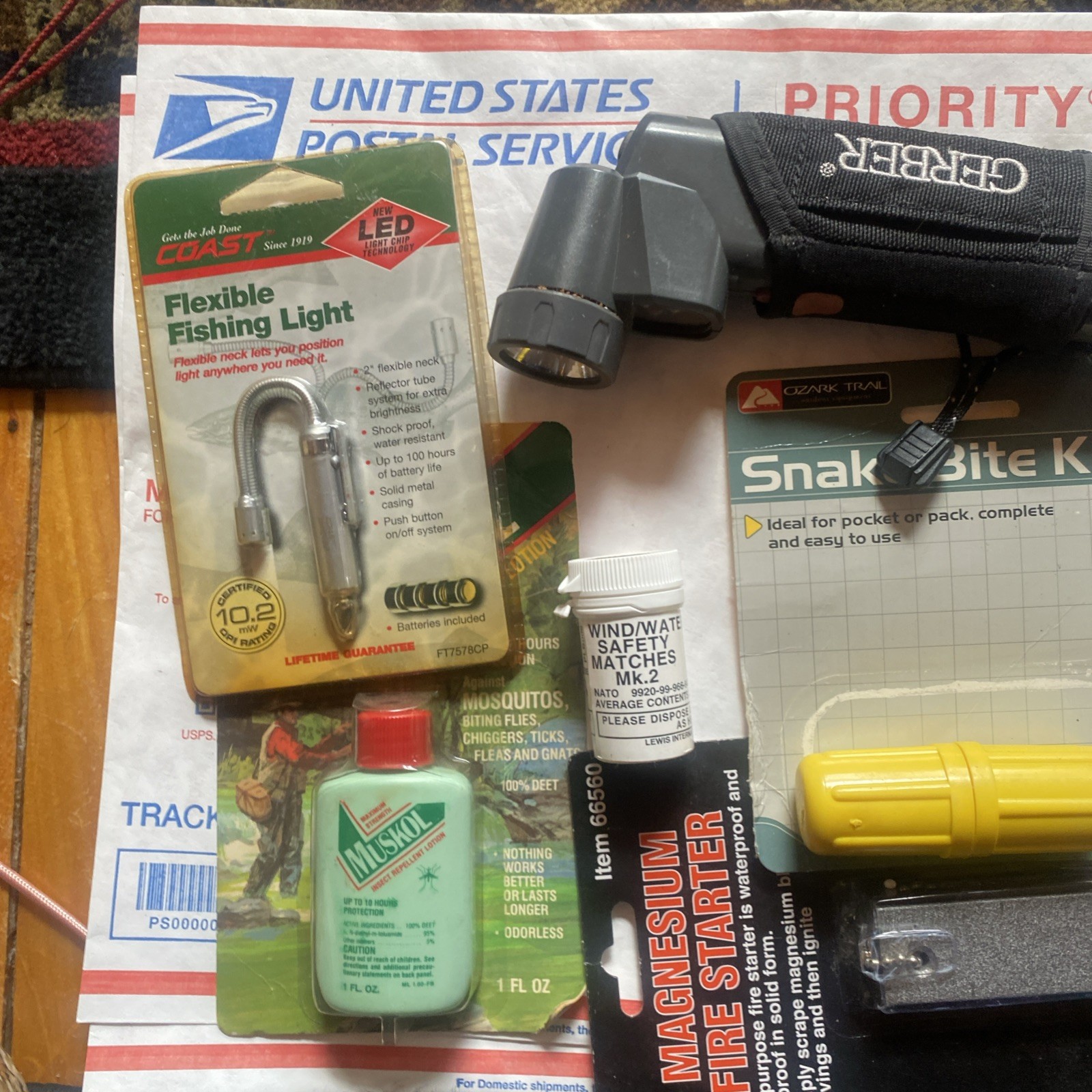 Lot Camping,Car,Hiking,compass, firestarter, snake bite mosquito Light CL3