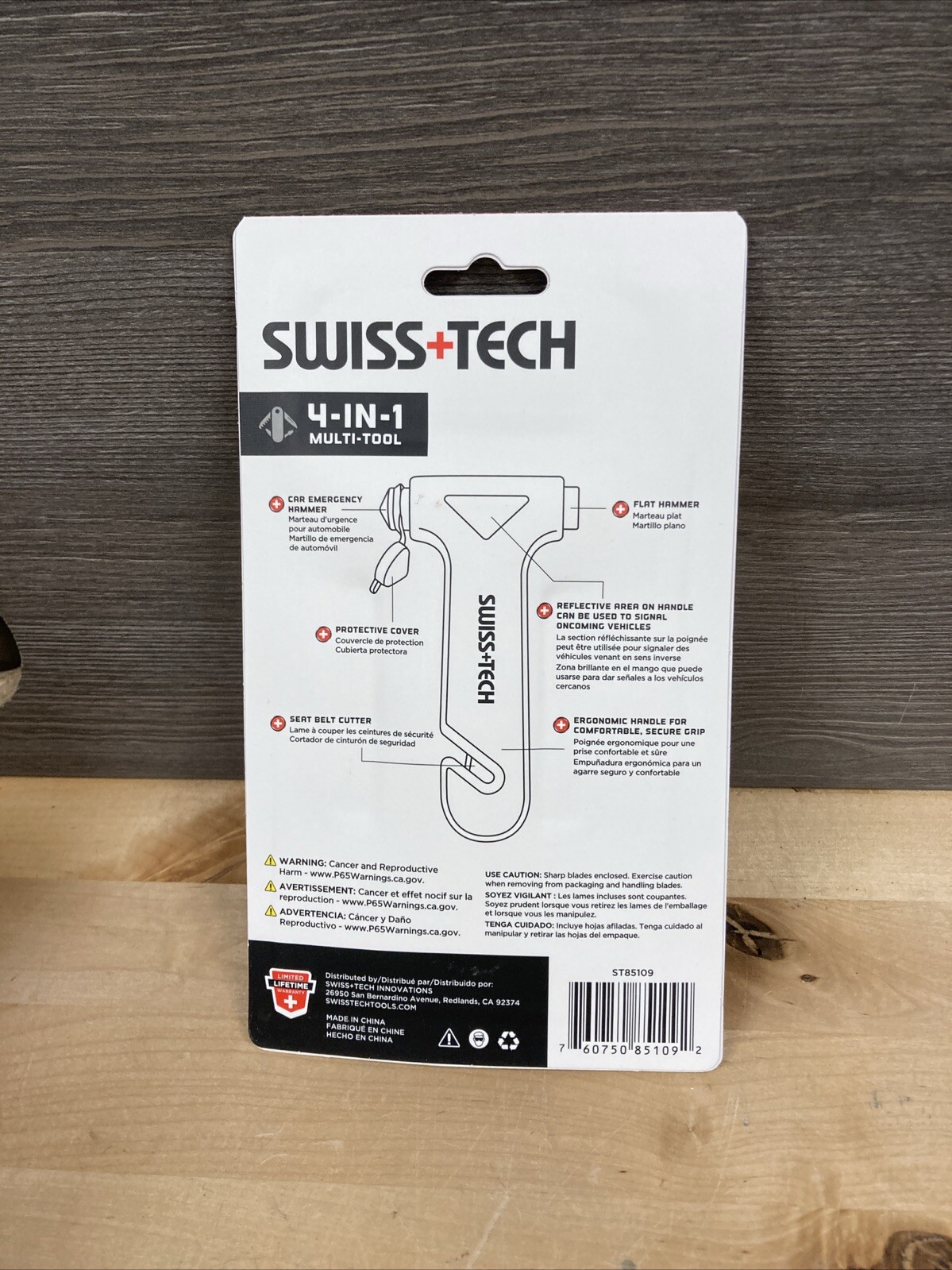 SWISS+TECH 4 in 1 Hammer Automobile Emergency Tool Brand New