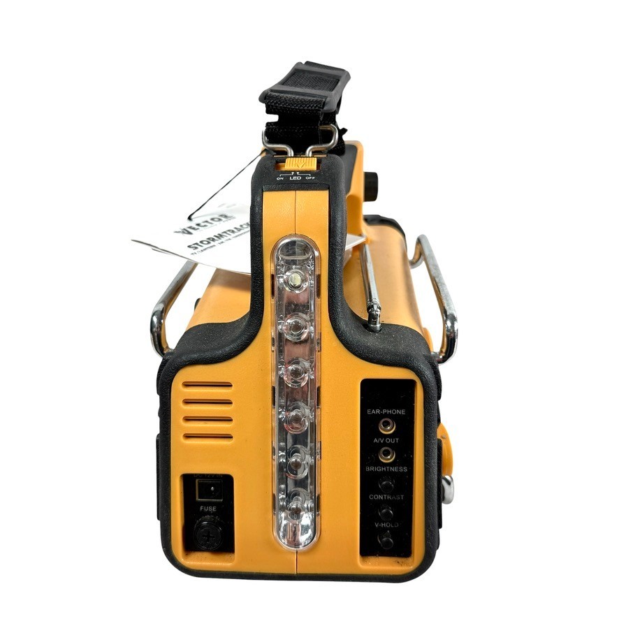 Vector Tough Bright Storm Tracker VEC135 Weather Radio With Flashlight WORKS