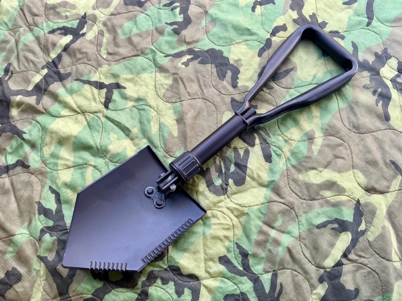 2011 Army Military Surplus Entrenching E Tool Shovel & Multicam Pouch Carrier GI