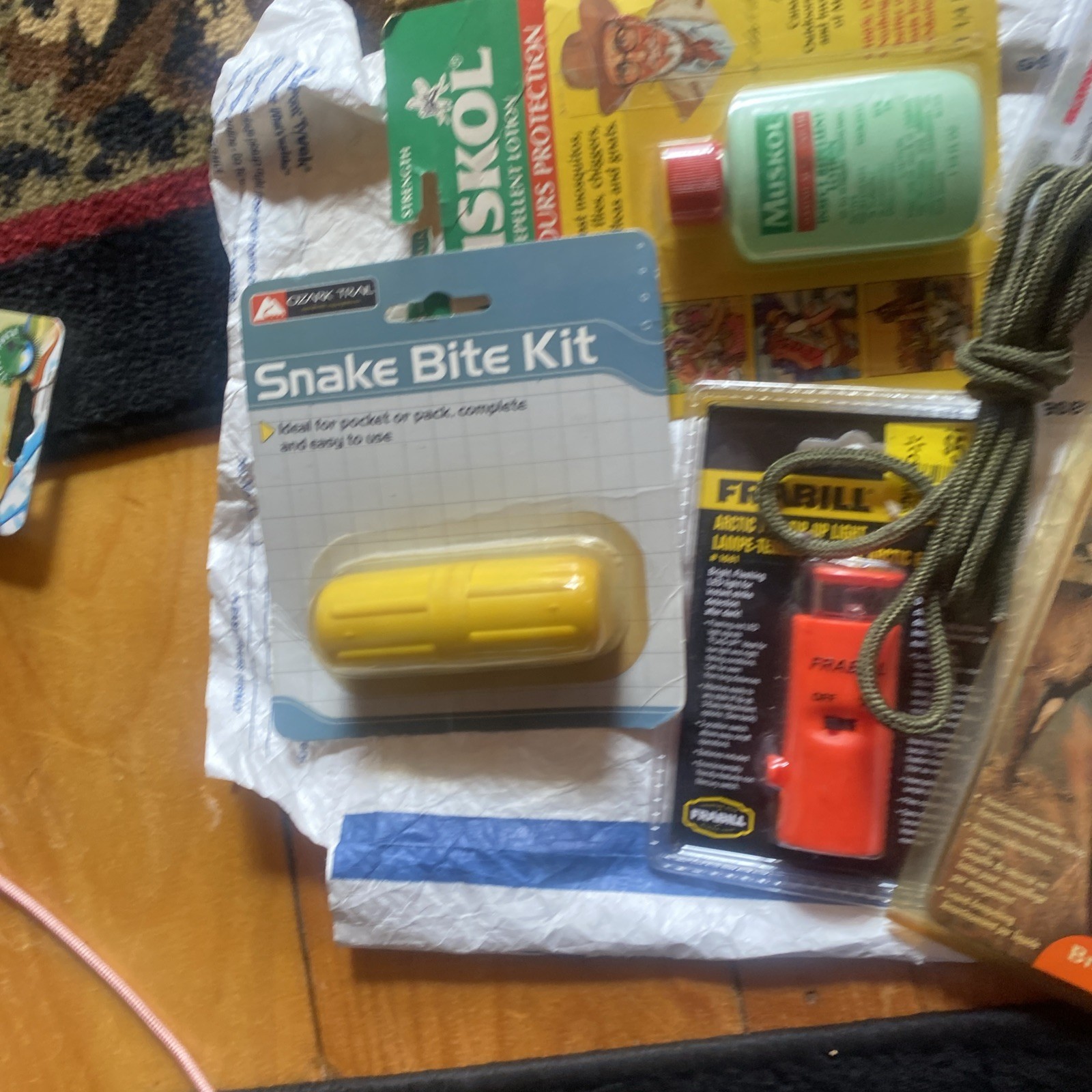 Lot Camping,Car,Hiking,compass, firestarter, snake bite mosquito Light CL7