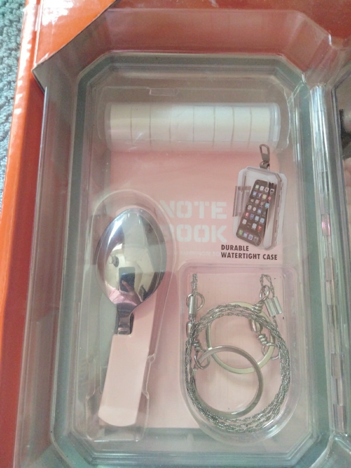 OZARK TRAIL 16 PIECE SURVIVAL KIT PINK FIRE STARTER COMMANDO SAW MORE NEW
