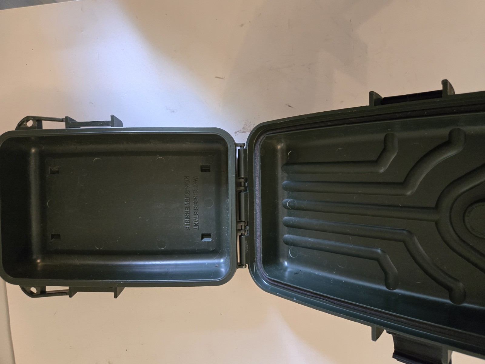 Survivor Dry Box MTM Case-Gard Small Water Resistant Storage Compass USA