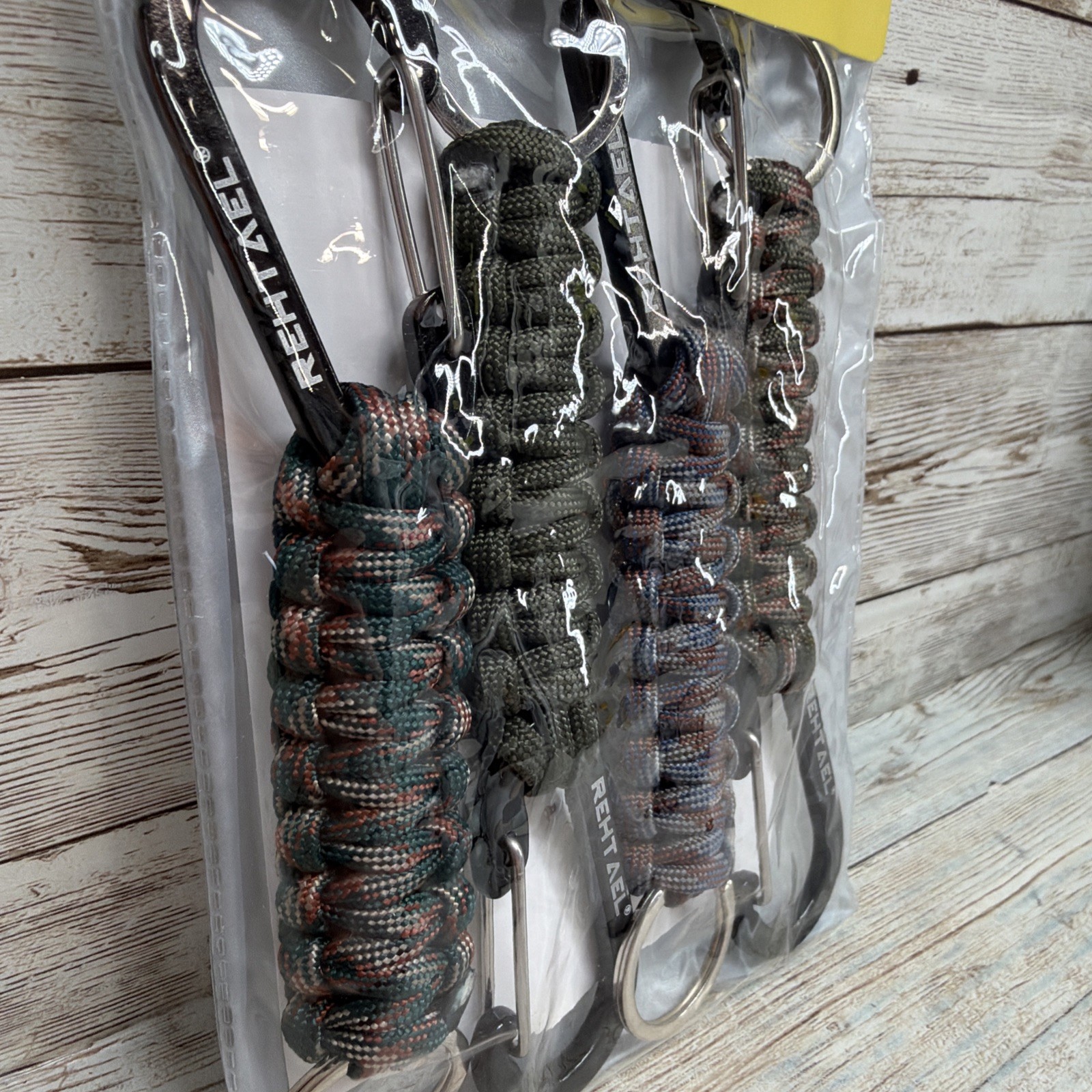 REHTAEL Keychain Paracord Carabiner Military Braided Heavy Duty Green Camo Pack