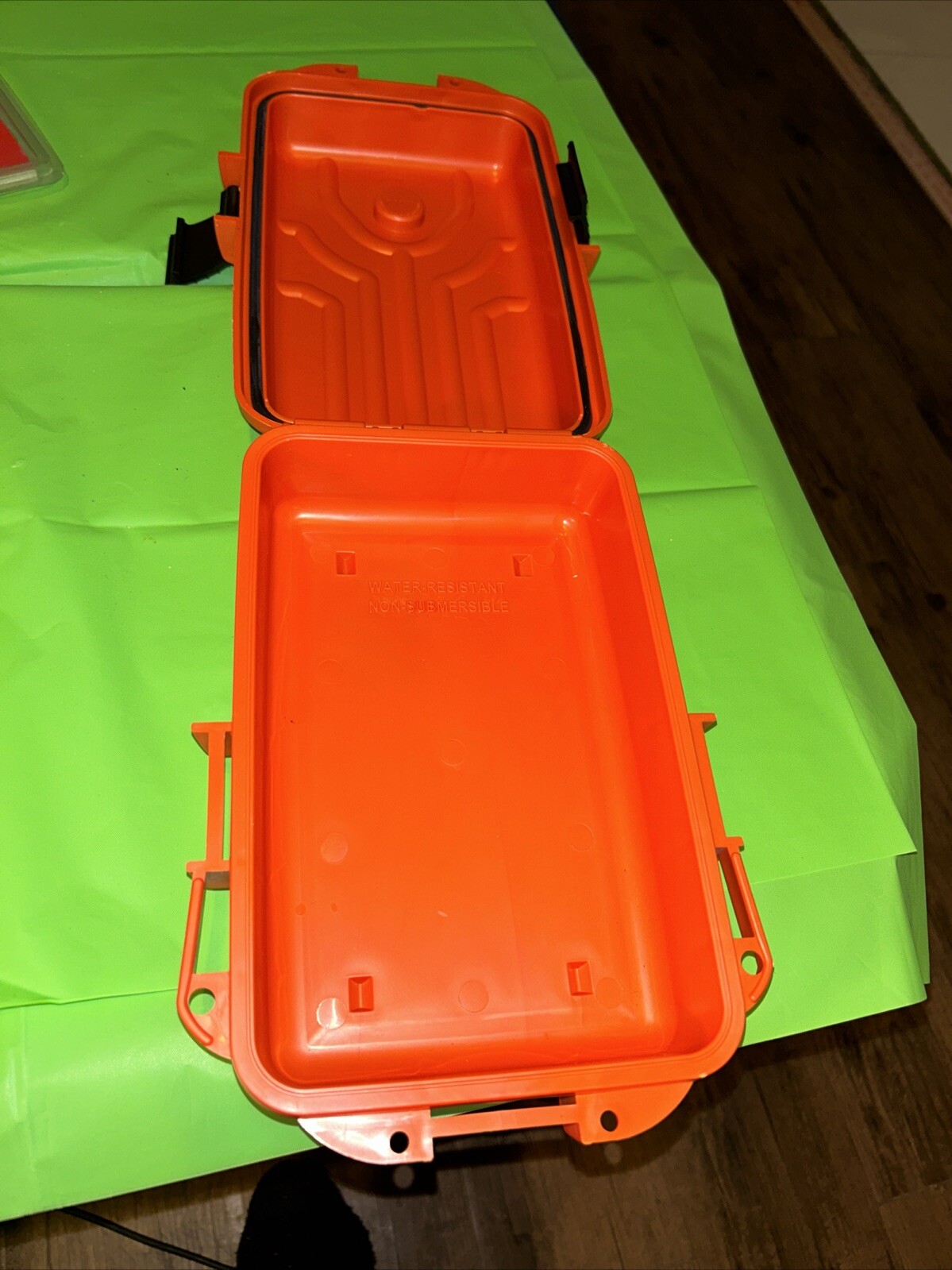 Survivor Dry Box MTM Case-Gard Size Small S107235 Water Resistant Storage Compas