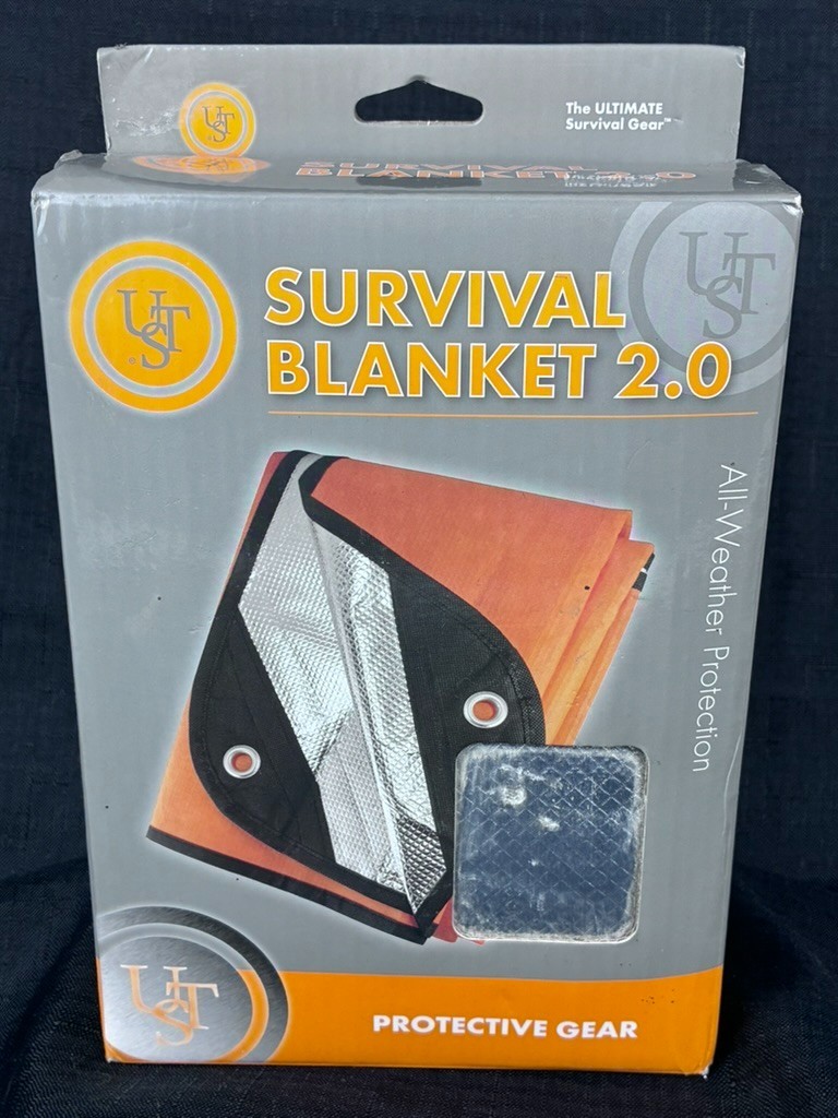 UST Survival Blanket 2.0 Lightweight Weather Protection 83″x59″