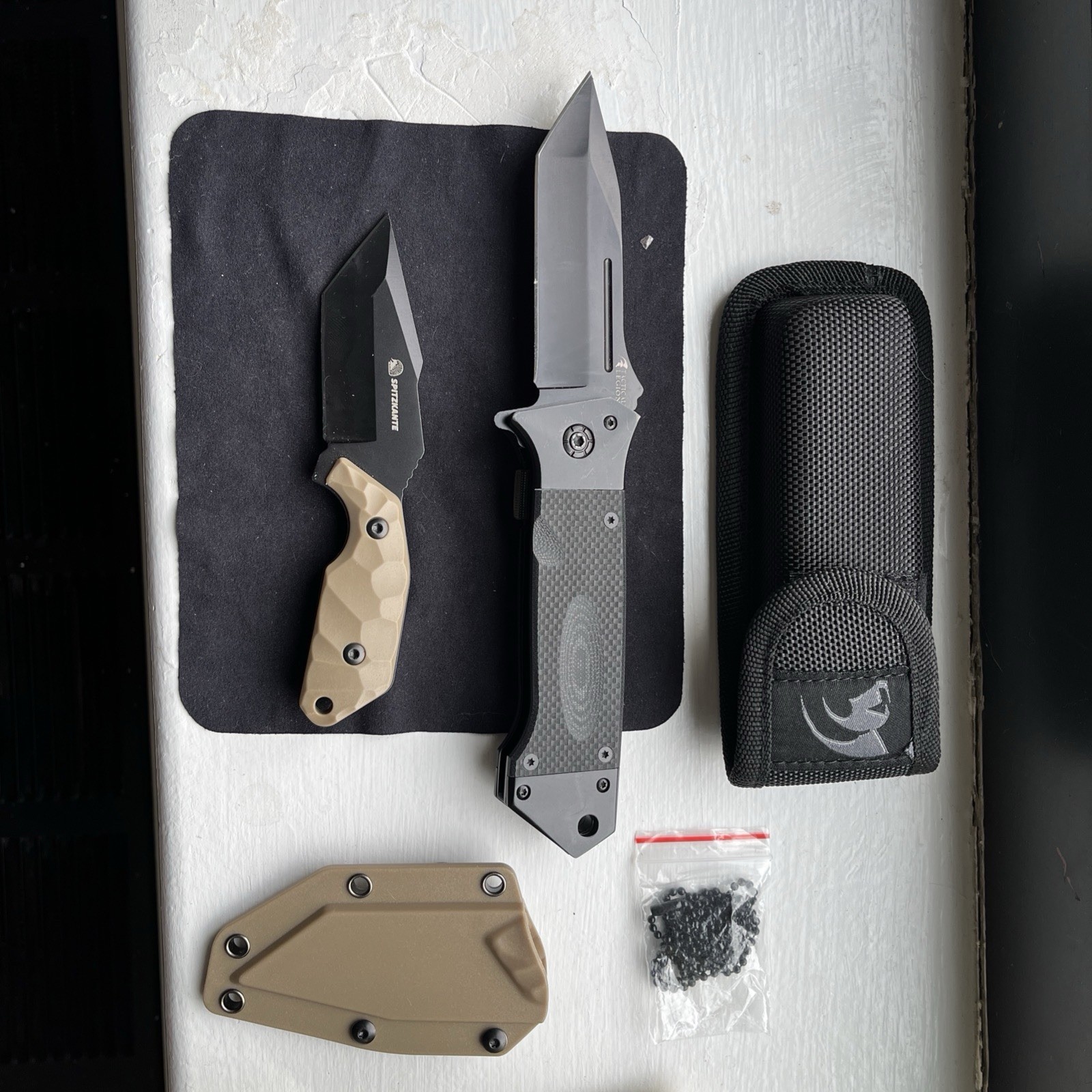 Knife Bundle: Tanto Kneck Fixed Blade & Folding Rescue Knife