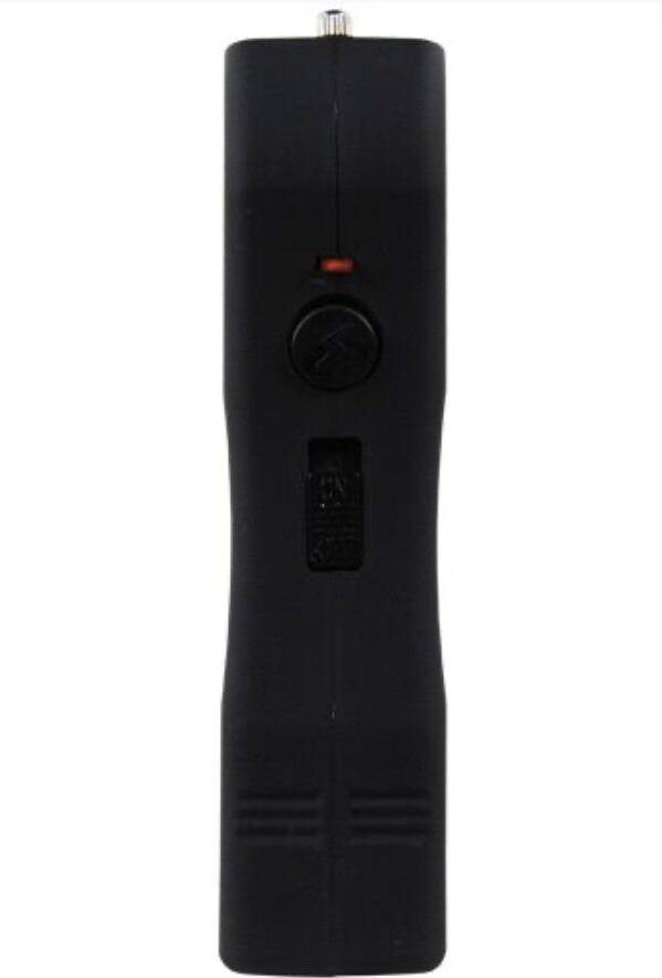 Max AMPERAGE POLICE Stun Gun 911 BLK 80 MV Rechargeable With LED Flashlight NEW